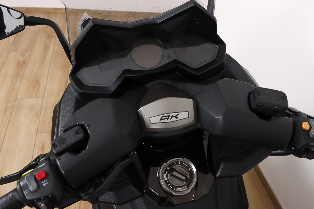KYMCO AK 550KYMCO9 KYMCO AK 550KYMCO9