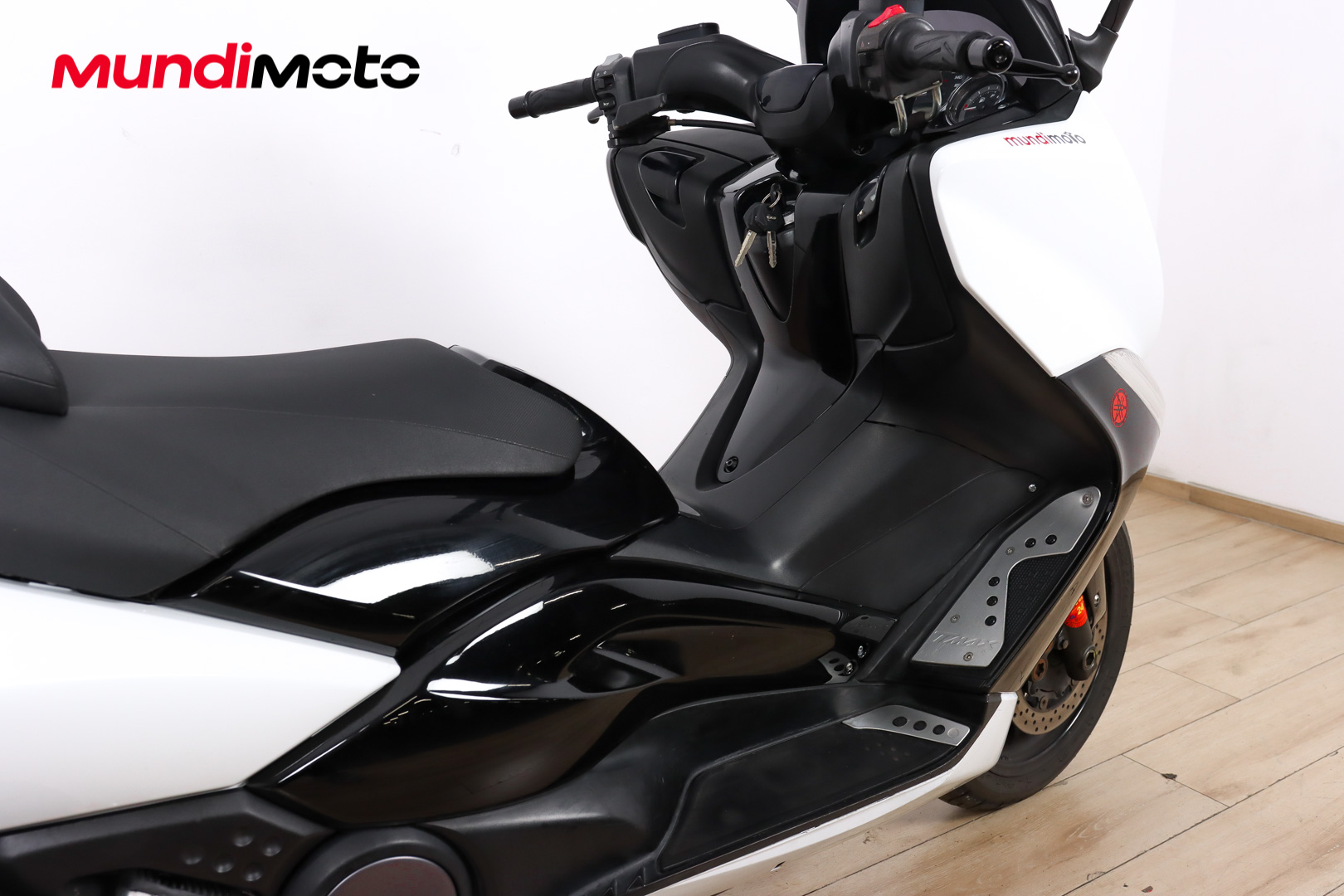 YAMAHA T-Max 500YAMAHA4 YAMAHA T-Max 500YAMAHA4