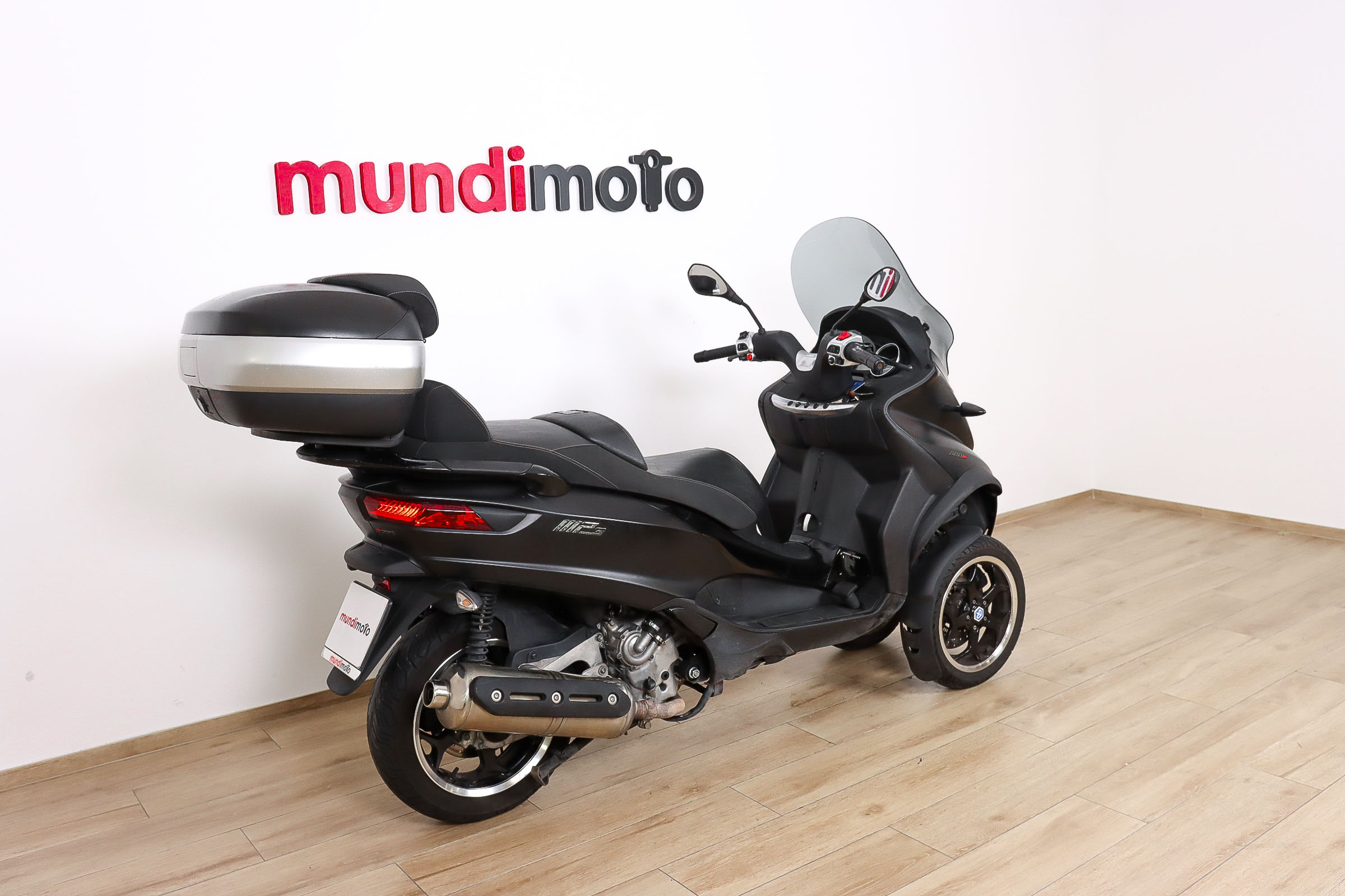 PIAGGIO MP3 500 SportPIAGGIO2 PIAGGIO MP3 500 SportPIAGGIO2