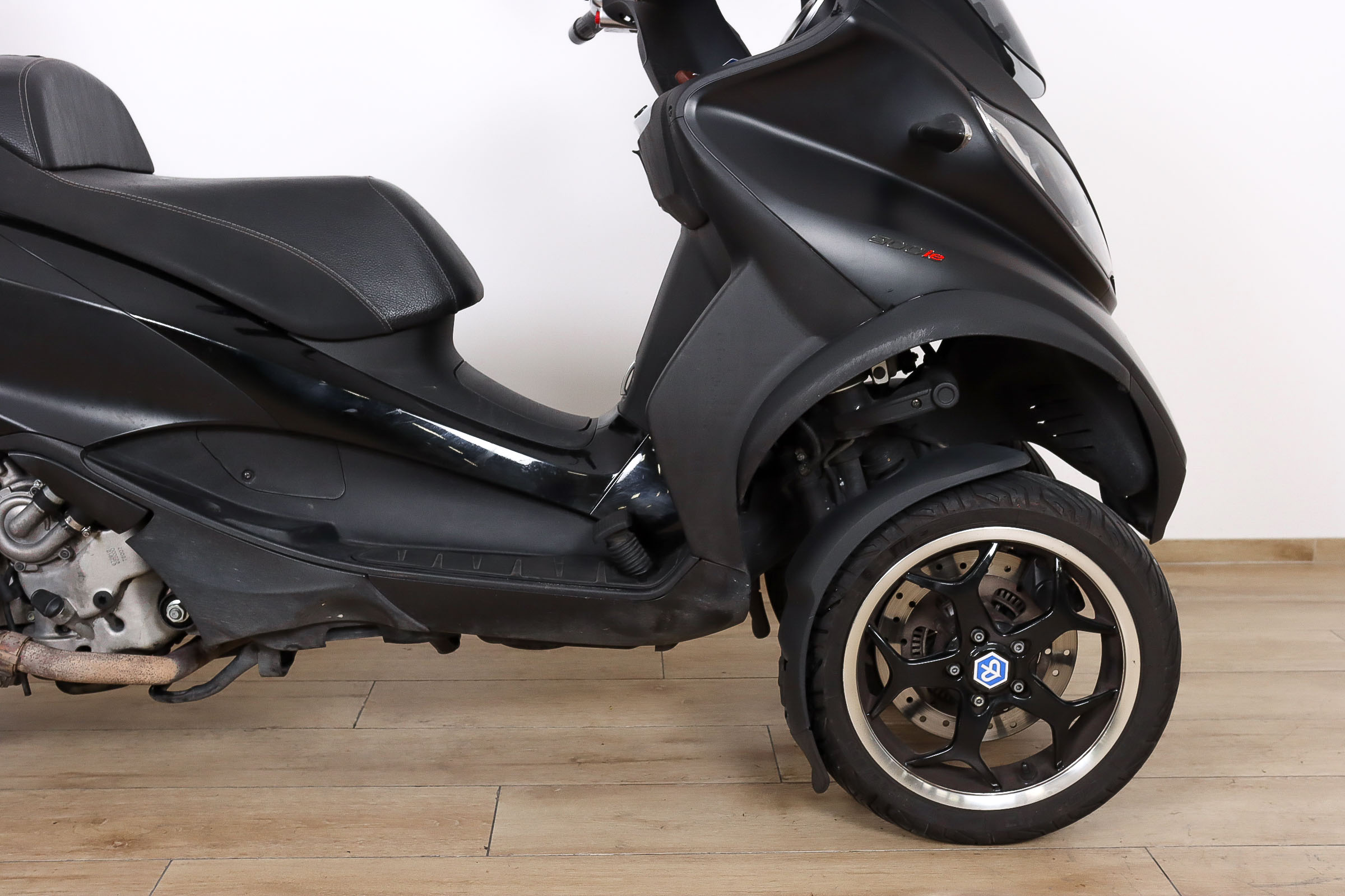 PIAGGIO MP3 500 SportPIAGGIO4 PIAGGIO MP3 500 SportPIAGGIO4