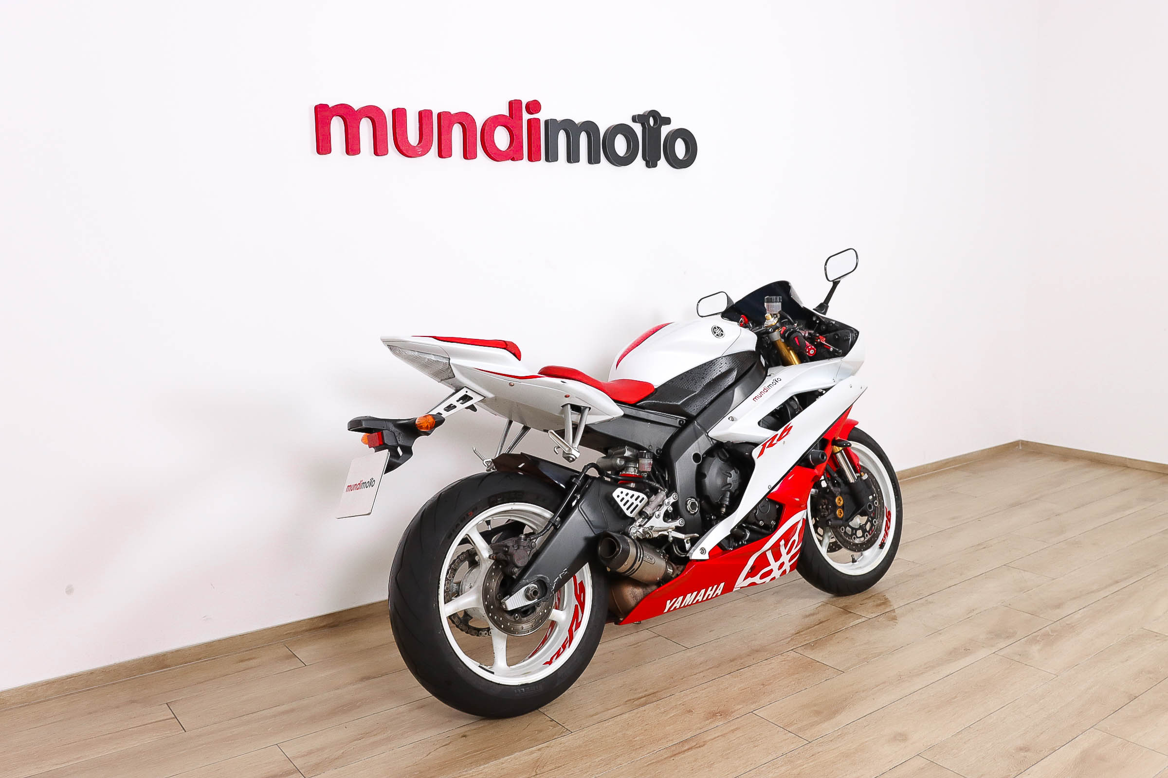 YAMAHA YZF R6 promoYAMAHA2 YAMAHA YZF R6 promoYAMAHA2