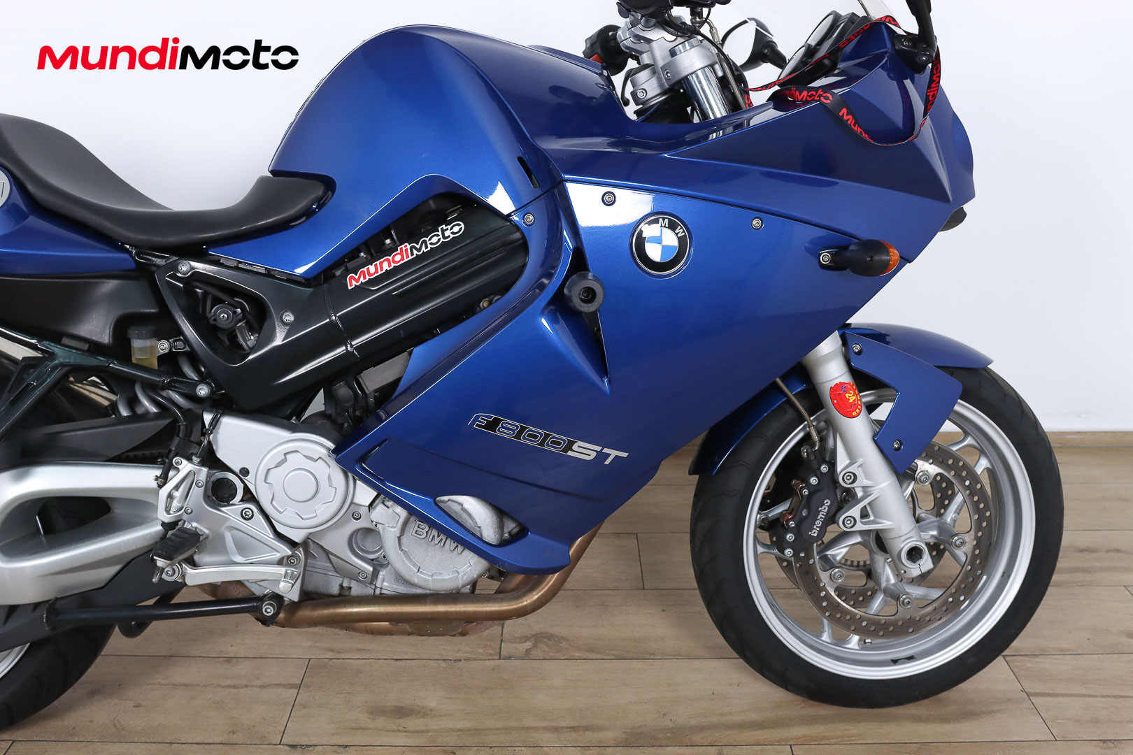BMW F 800 STBMW5 BMW F 800 STBMW5
