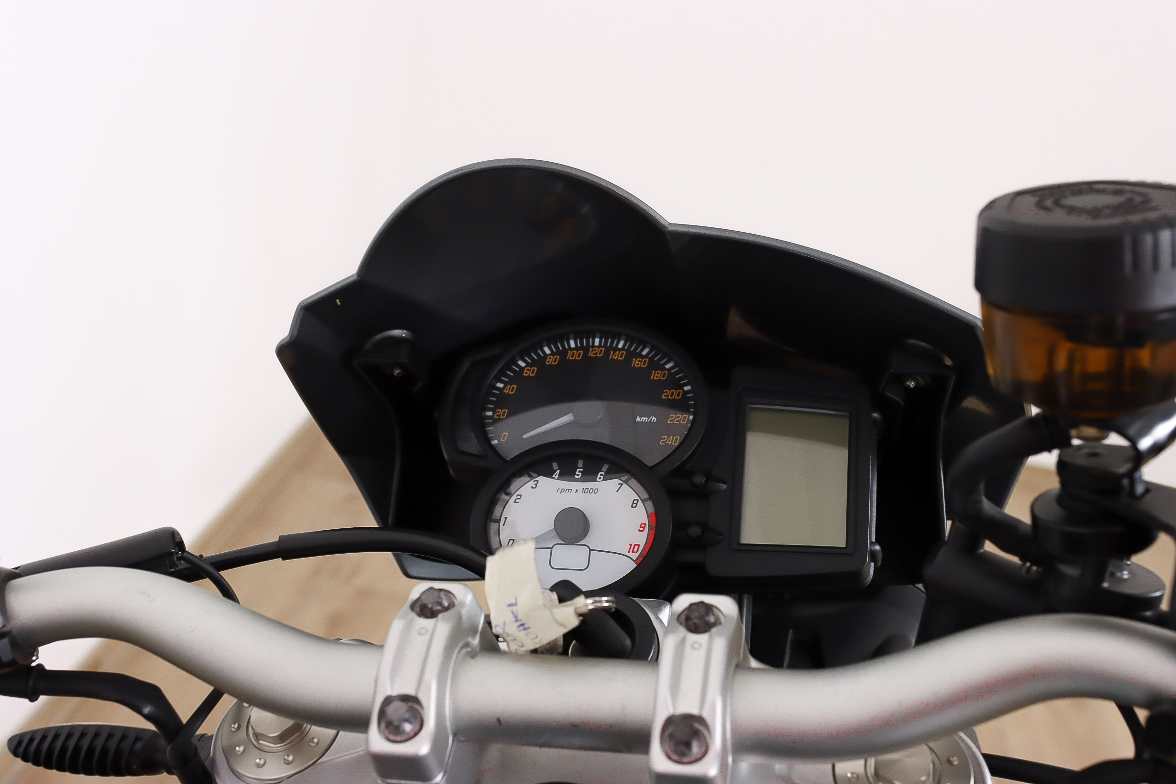 BMW F 800 RBMW6 BMW F 800 RBMW6