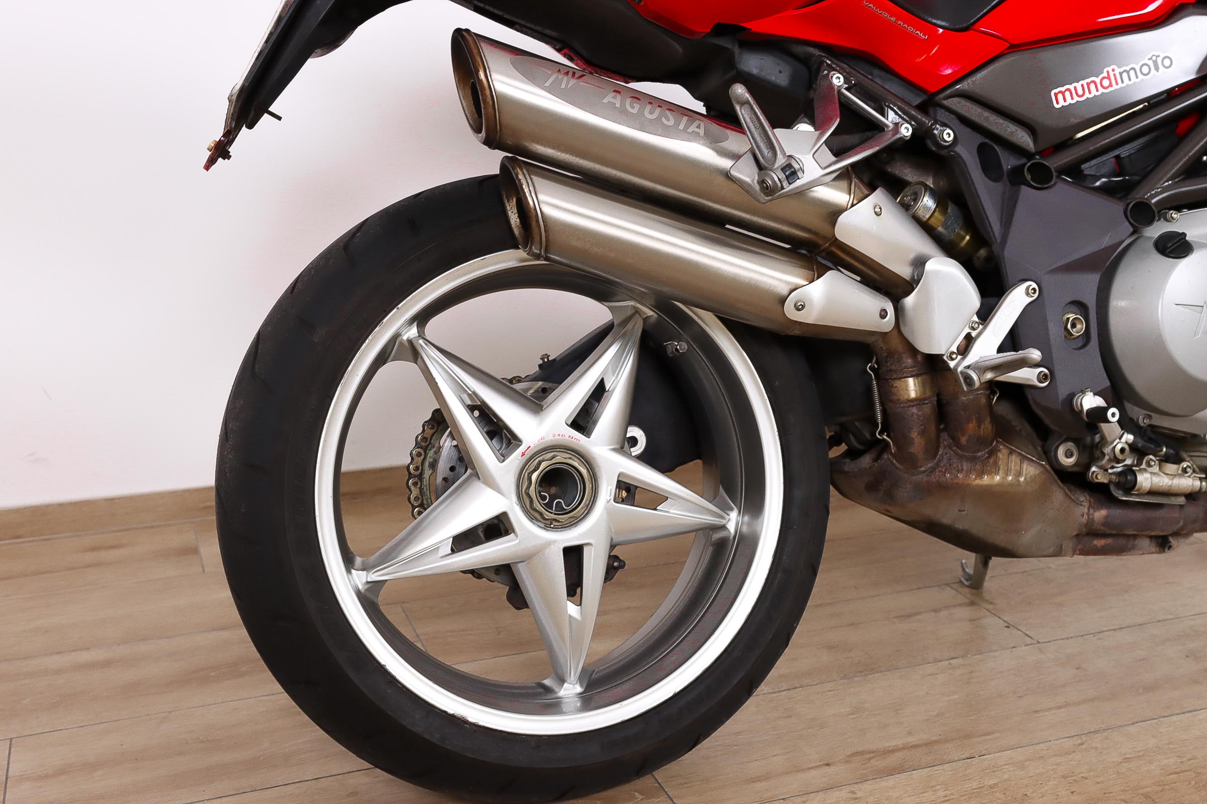MV AGUSTA F4 S promoMV AGUSTA6 MV AGUSTA F4 S promoMV AGUSTA6