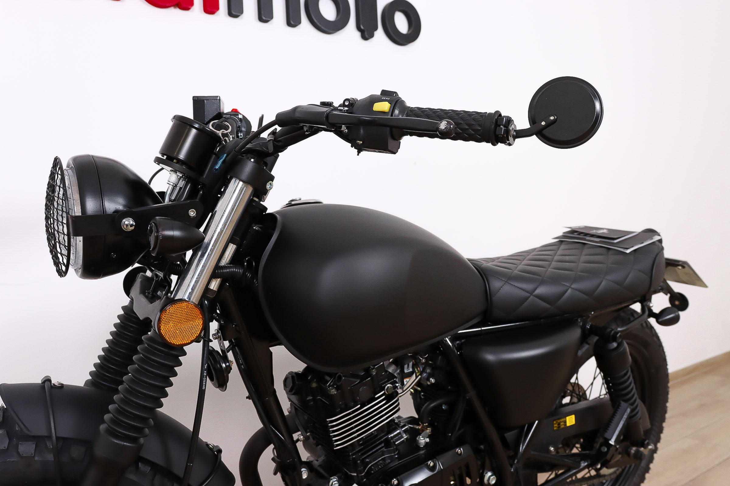 MUTT MOTORCYCLES FATSABBATH 125MUTT MOTORCYCLES12 MUTT MOTORCYCLES FATSABBATH 125MUTT MOTORCYCLES12