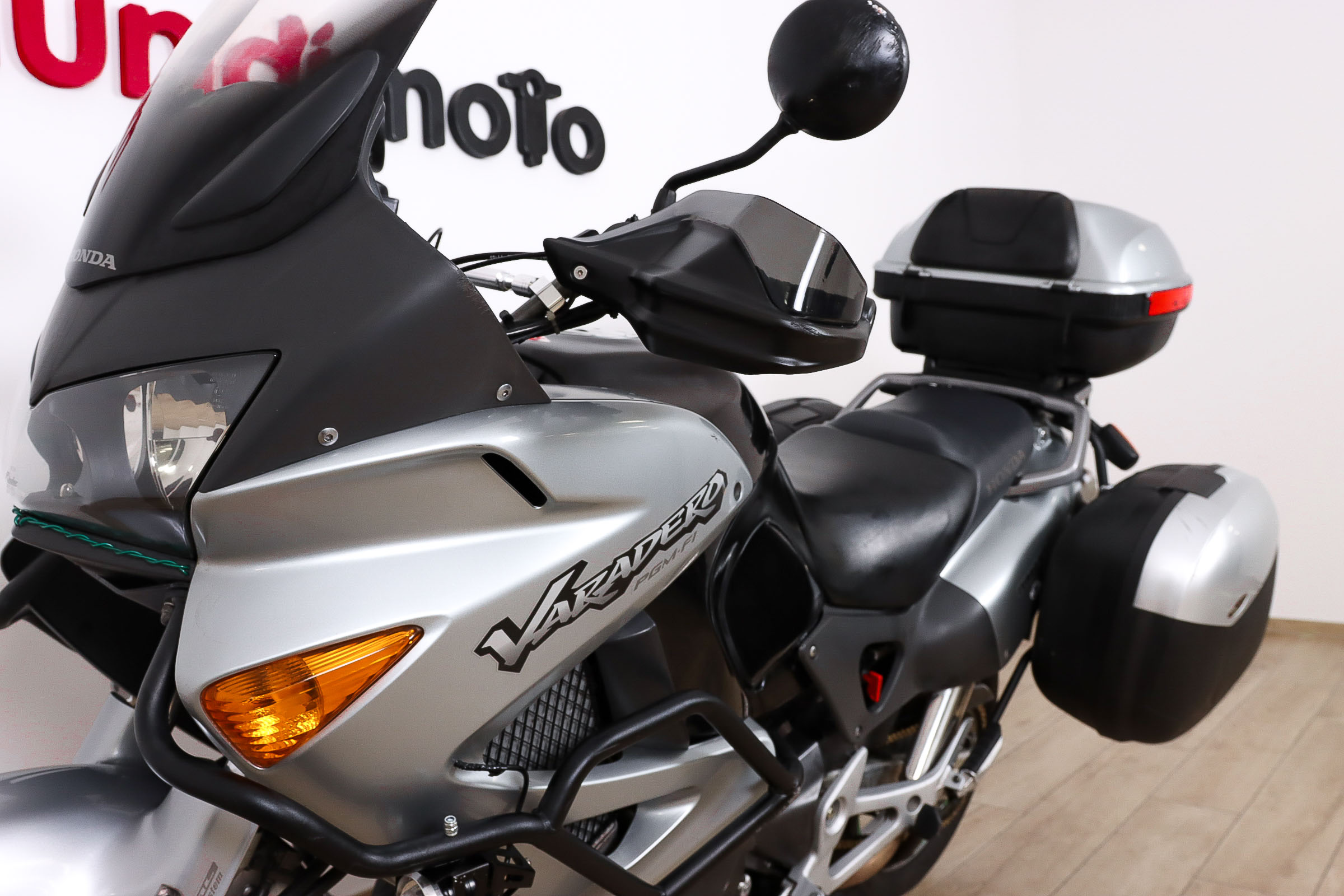 HONDA VARADERO XL1000VHONDA10 HONDA VARADERO XL1000VHONDA10
