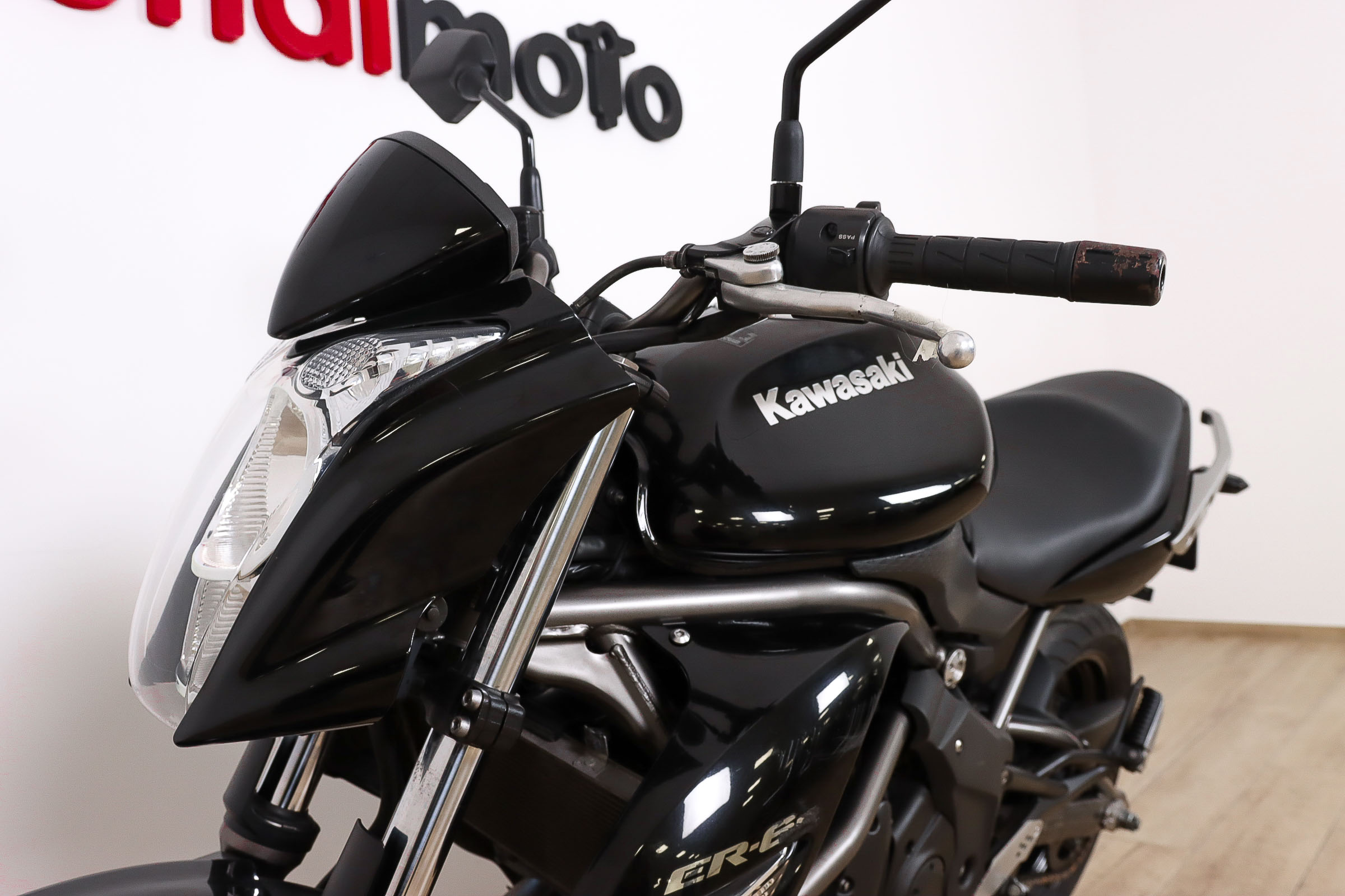 KAWASAKI ER 6NKAWASAKI11 KAWASAKI ER 6NKAWASAKI11