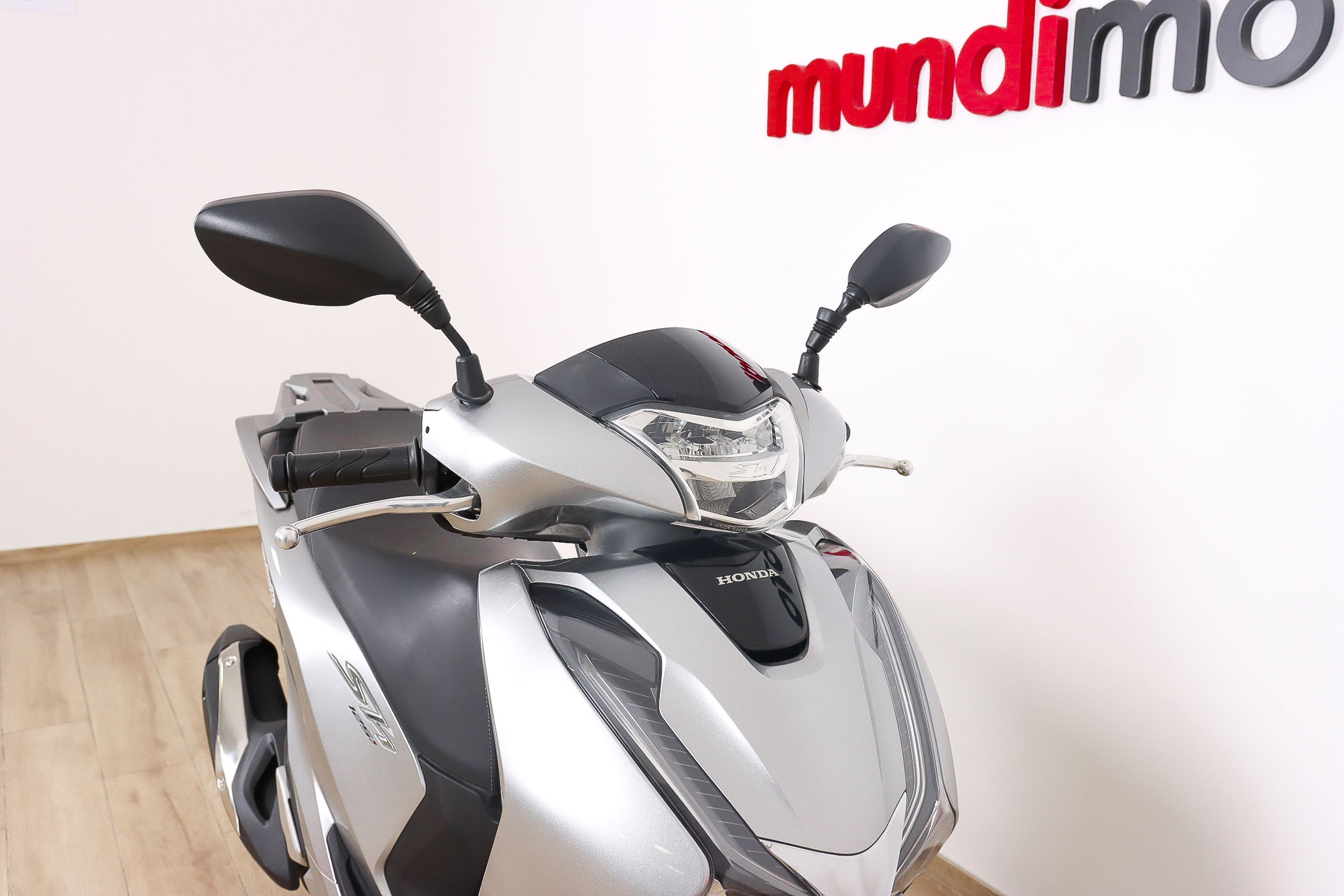 HONDA SH125iHONDA3 HONDA SH125iHONDA3
