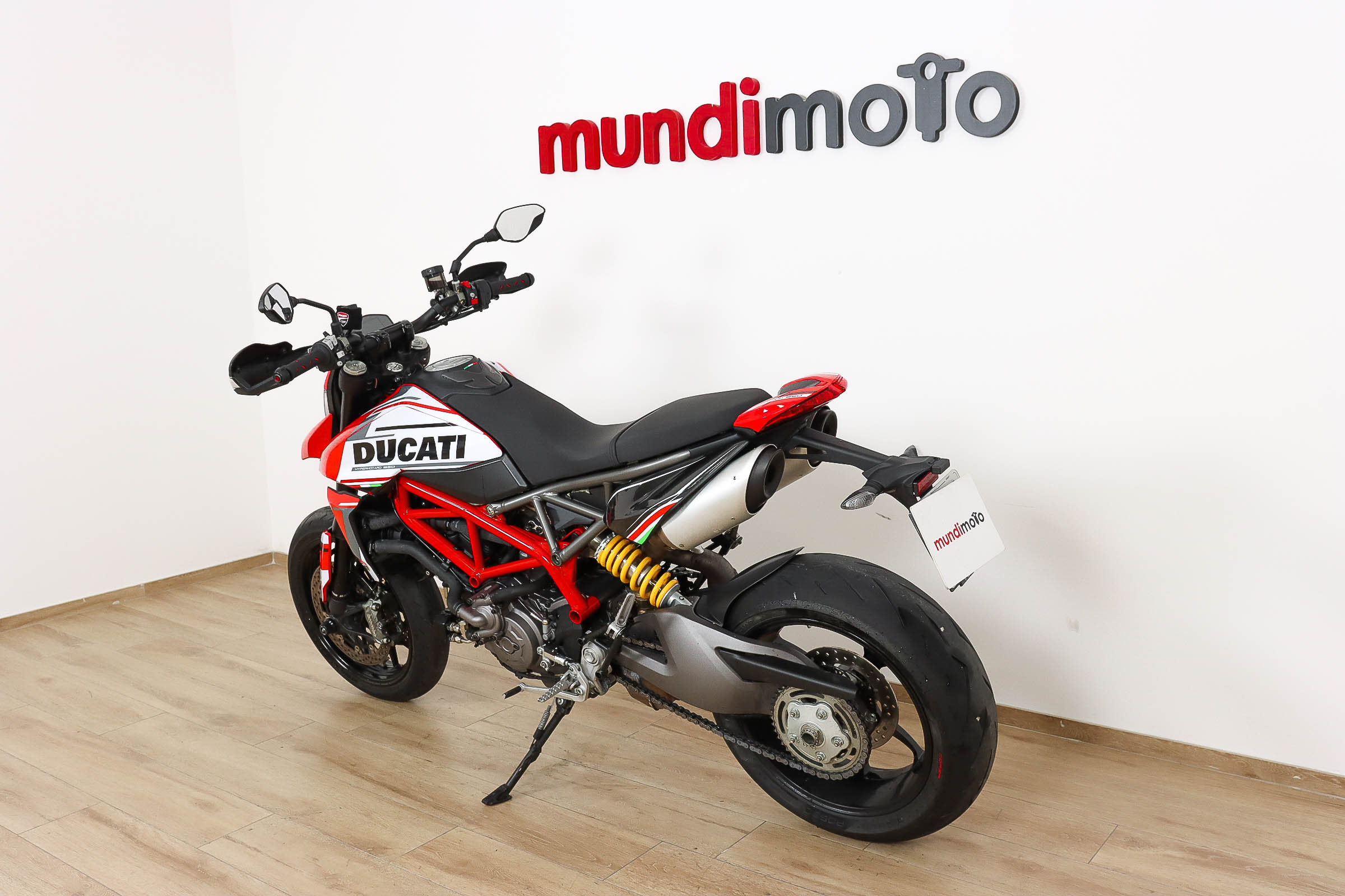 DUCATI HYPERMOTARD 950DUCATI10 DUCATI HYPERMOTARD 950DUCATI10