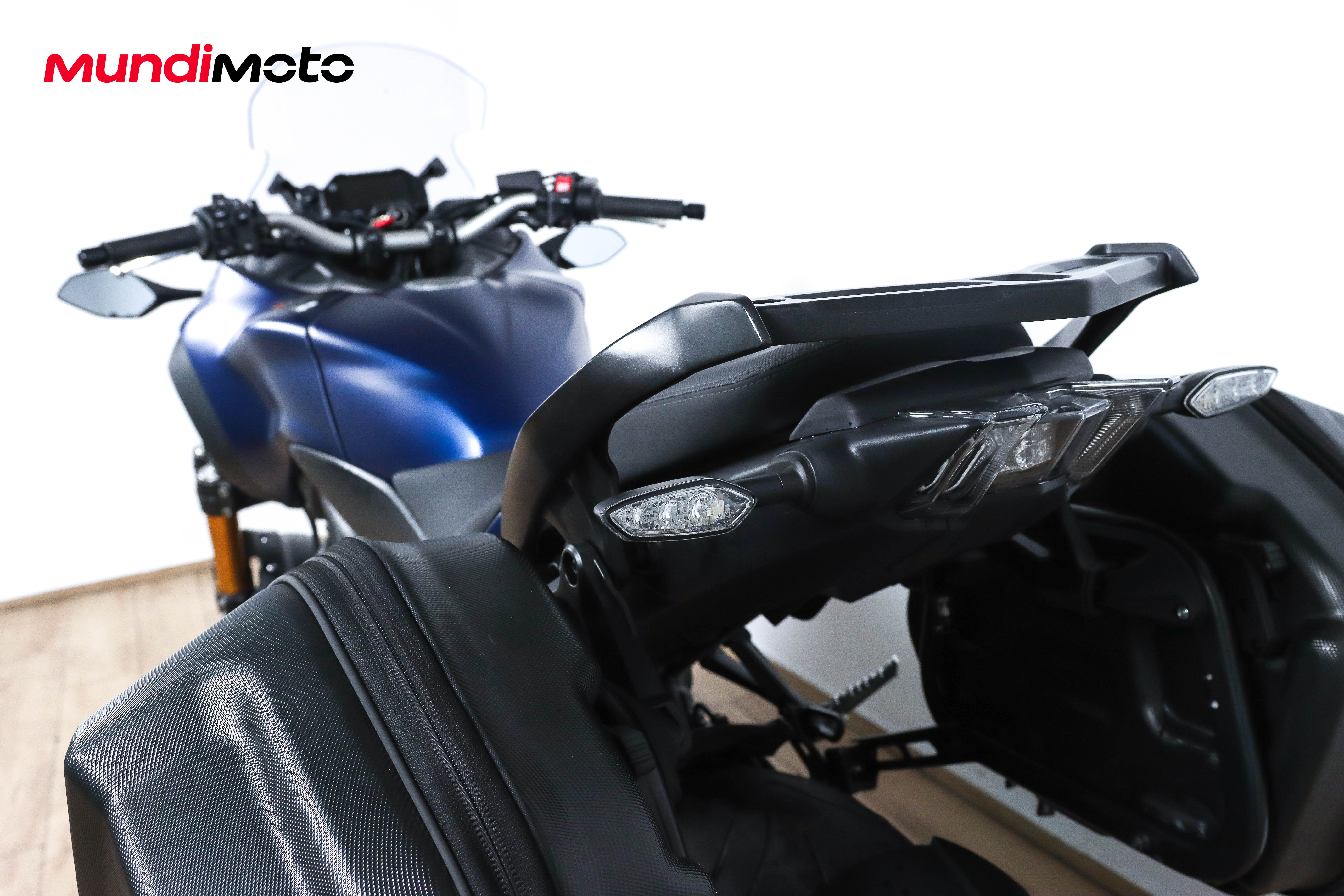YAMAHA Niken GTYAMAHA7 YAMAHA Niken GTYAMAHA7