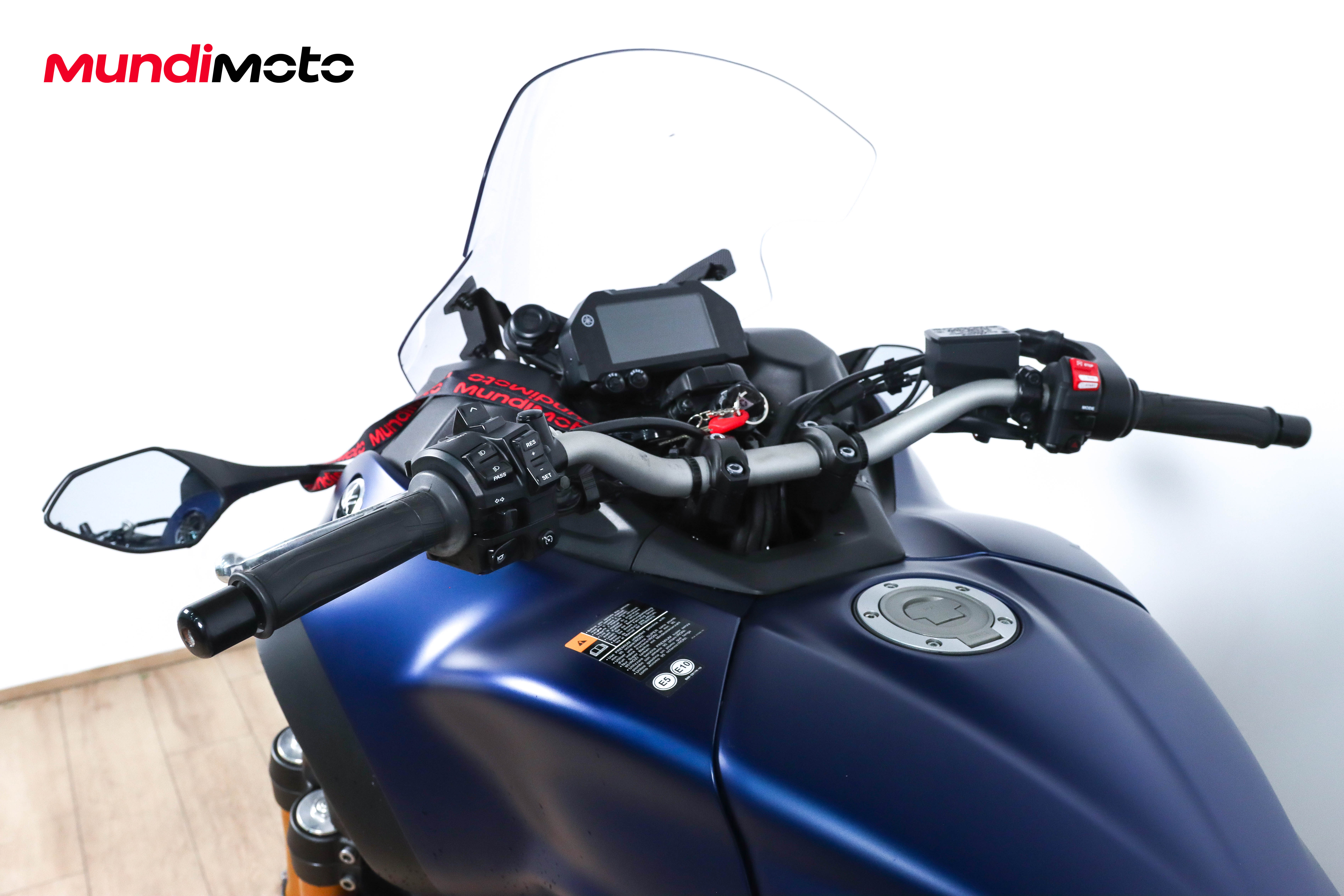 YAMAHA Niken GTYAMAHA9 YAMAHA Niken GTYAMAHA9