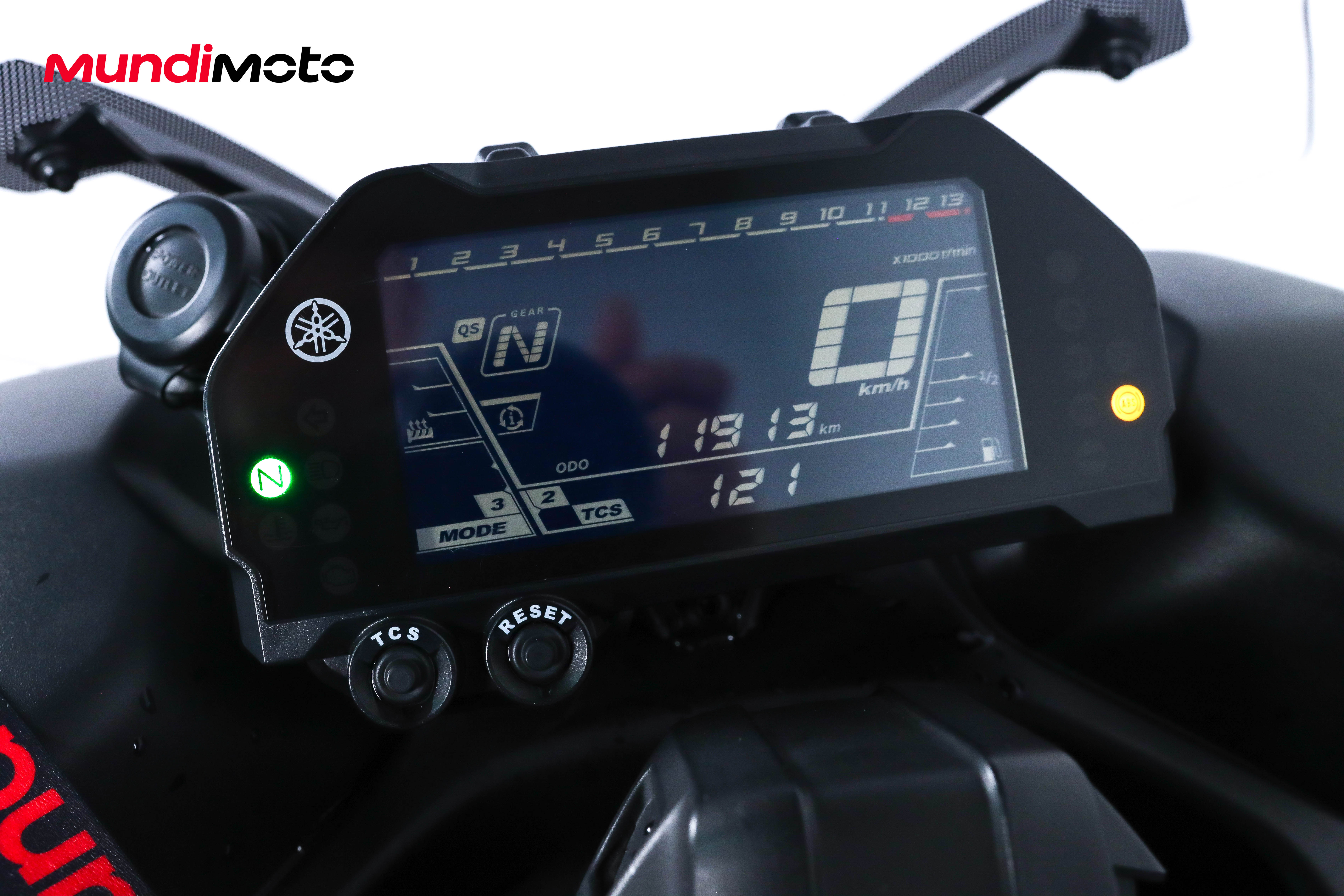 YAMAHA Niken GTYAMAHA10 YAMAHA Niken GTYAMAHA10