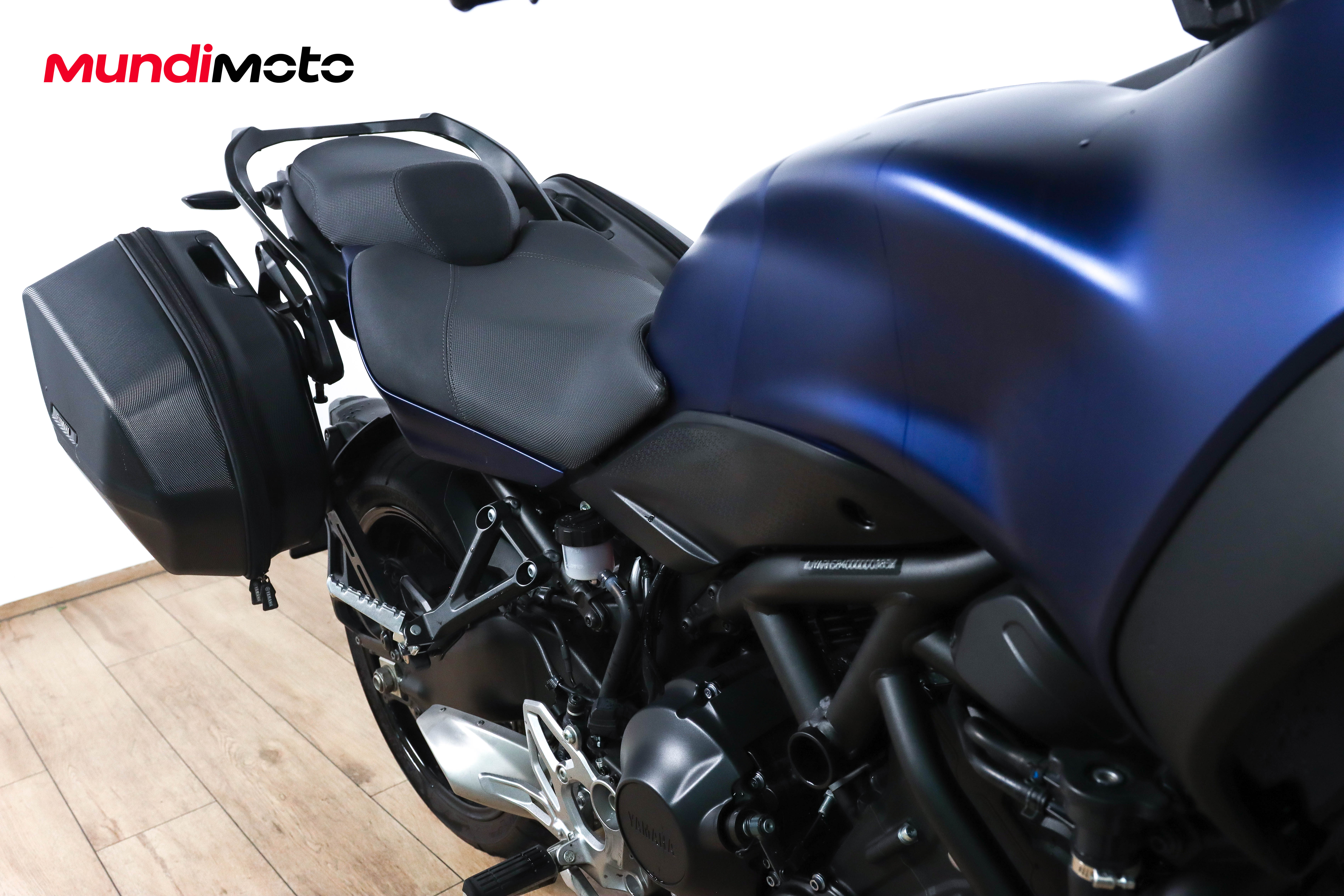 YAMAHA Niken GTYAMAHA11 YAMAHA Niken GTYAMAHA11