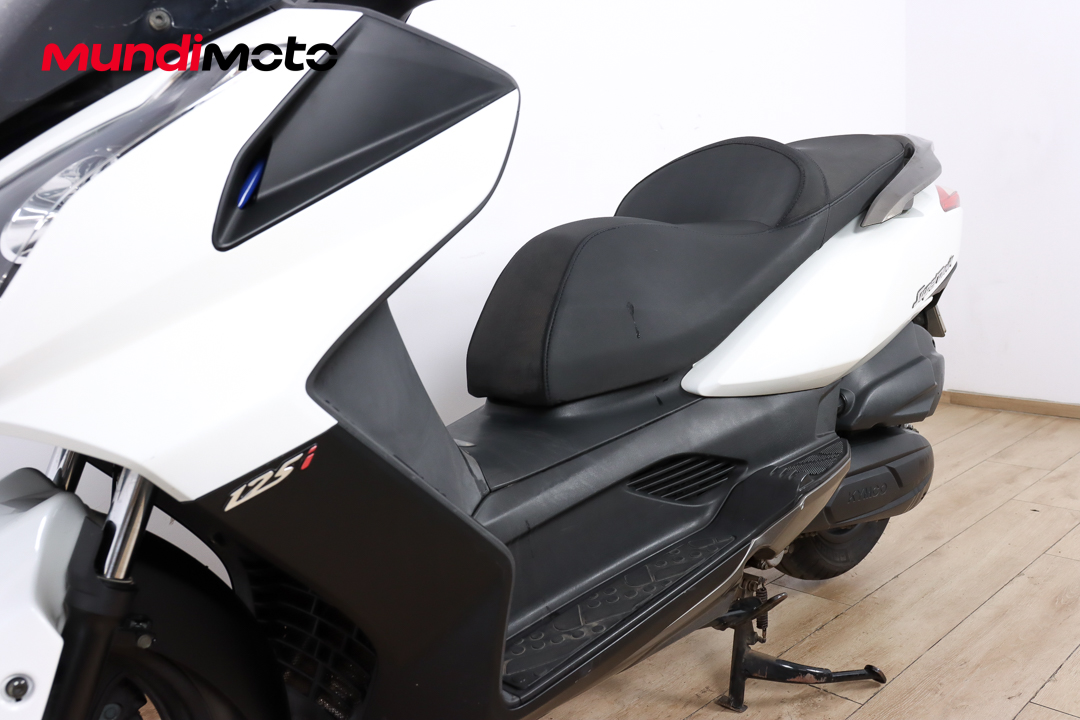 KYMCO Super Dink 125iKYMCO8 KYMCO Super Dink 125iKYMCO8