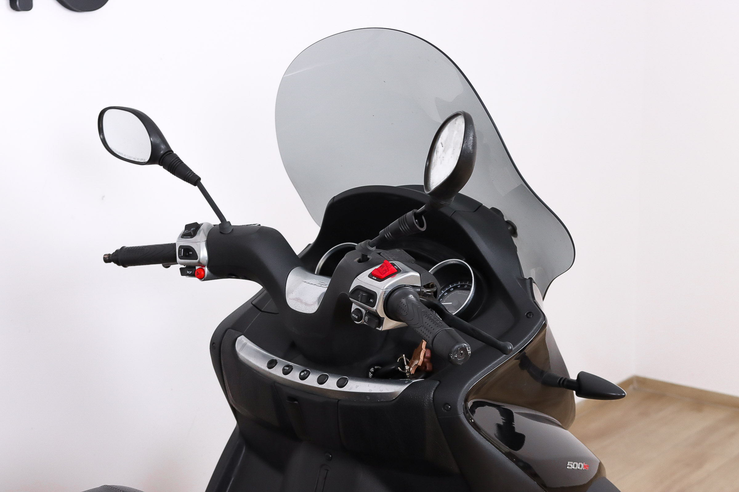 PIAGGIO MP3 500 SportPIAGGIO6 PIAGGIO MP3 500 SportPIAGGIO6
