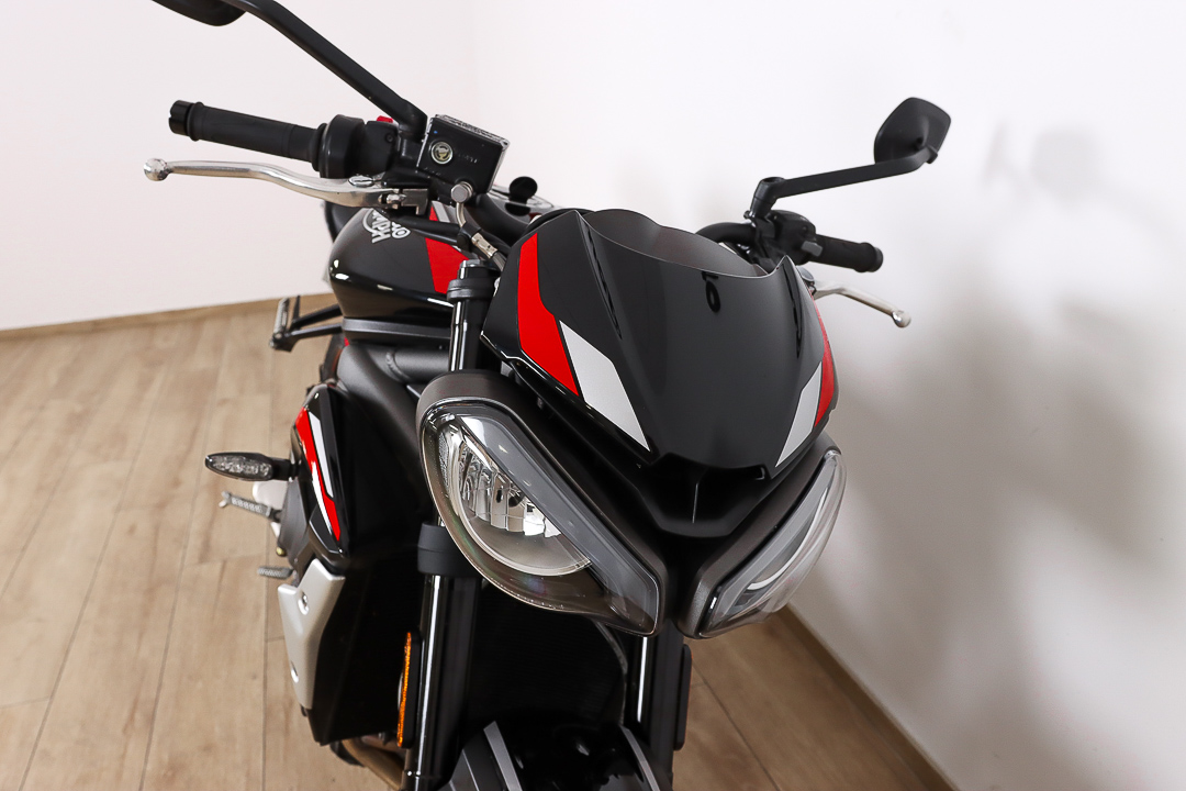 TRIUMPH STREET TRIPLE R promoTRIUMPH3 TRIUMPH STREET TRIPLE R promoTRIUMPH3