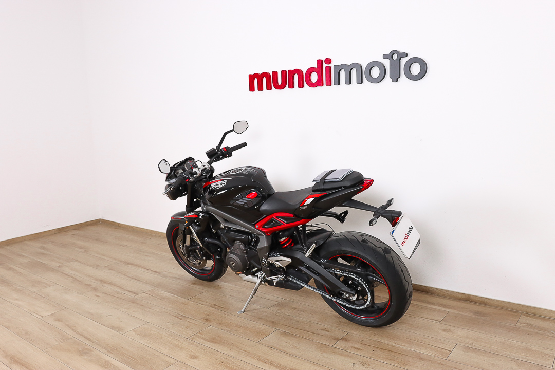 TRIUMPH STREET TRIPLE R promoTRIUMPH6 TRIUMPH STREET TRIPLE R promoTRIUMPH6