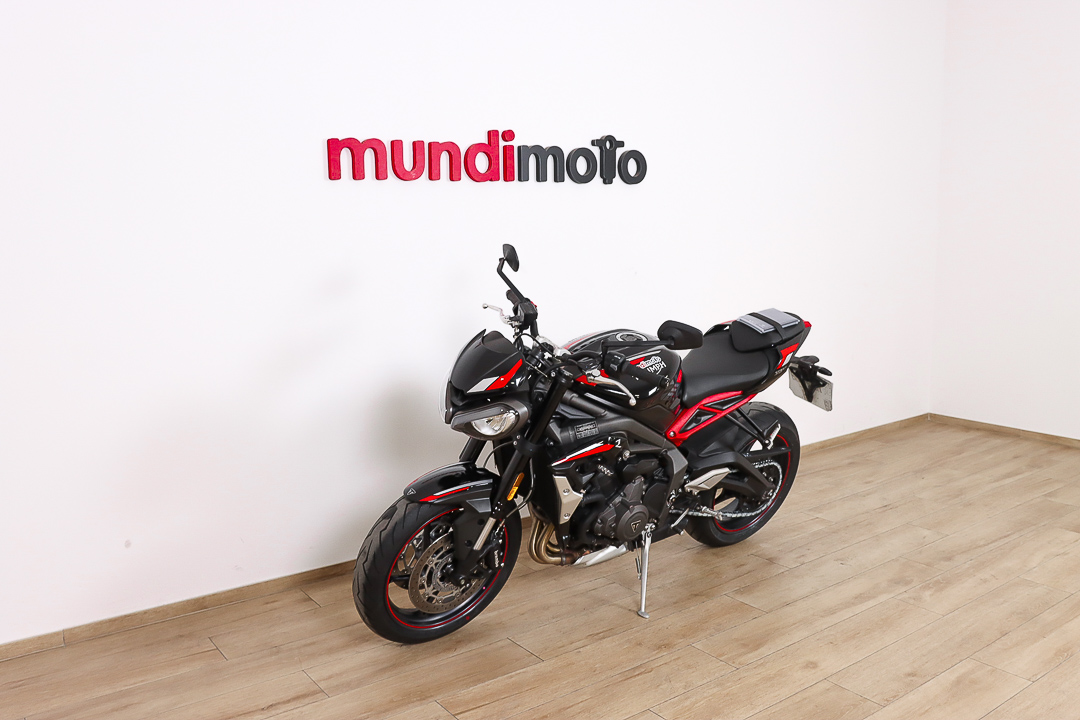 TRIUMPH STREET TRIPLE R promoTRIUMPH7 TRIUMPH STREET TRIPLE R promoTRIUMPH7