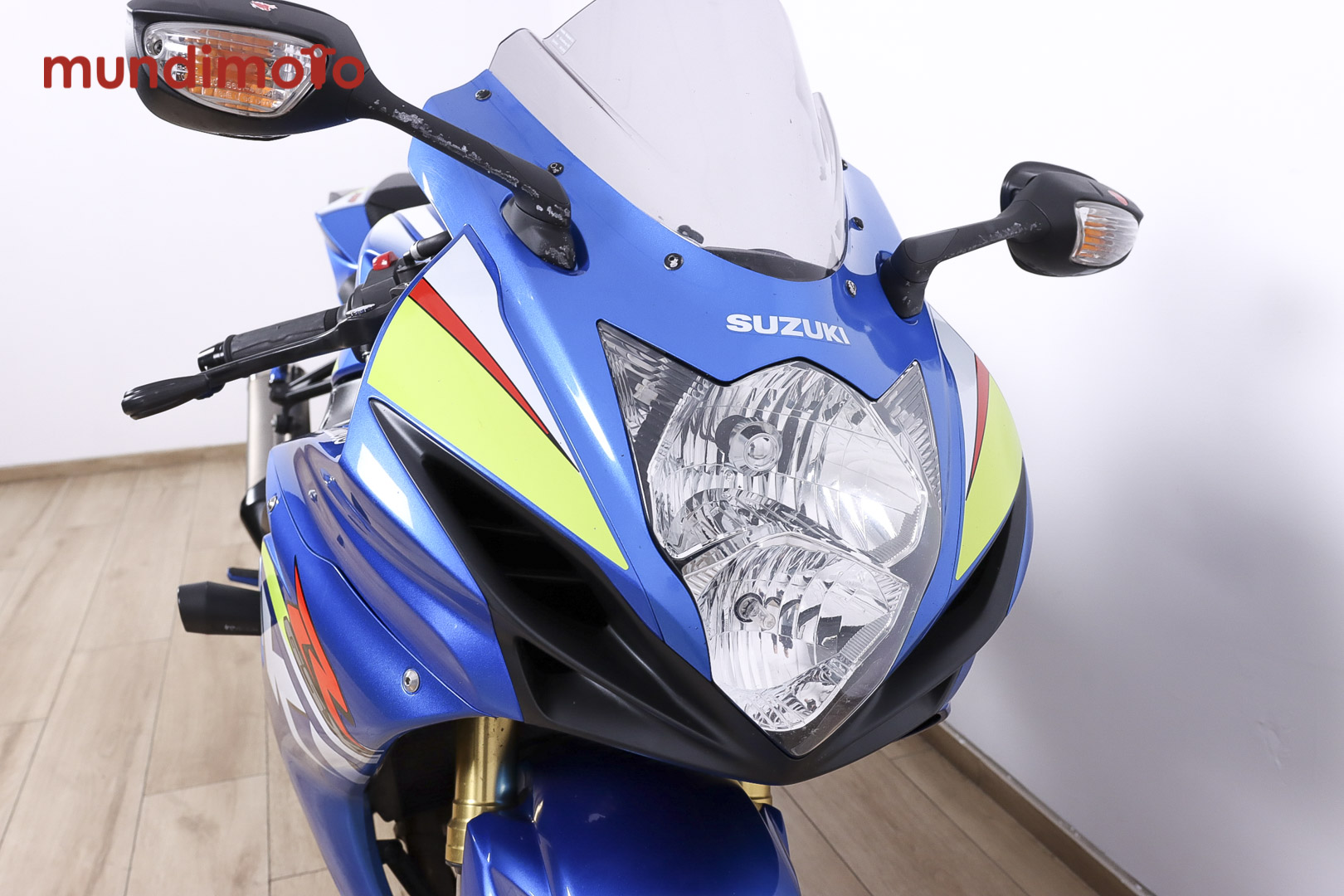 SUZUKI GSX R750SUZUKI3 SUZUKI GSX R750SUZUKI3
