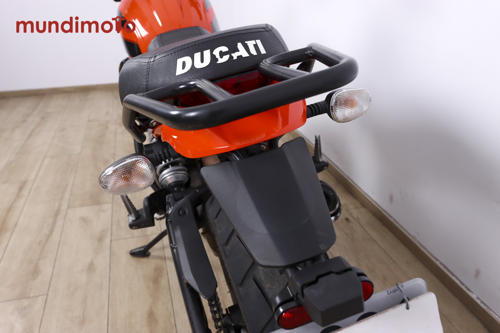 DUCATI Scrambler Sixty2DUCATI9 DUCATI Scrambler Sixty2DUCATI9
