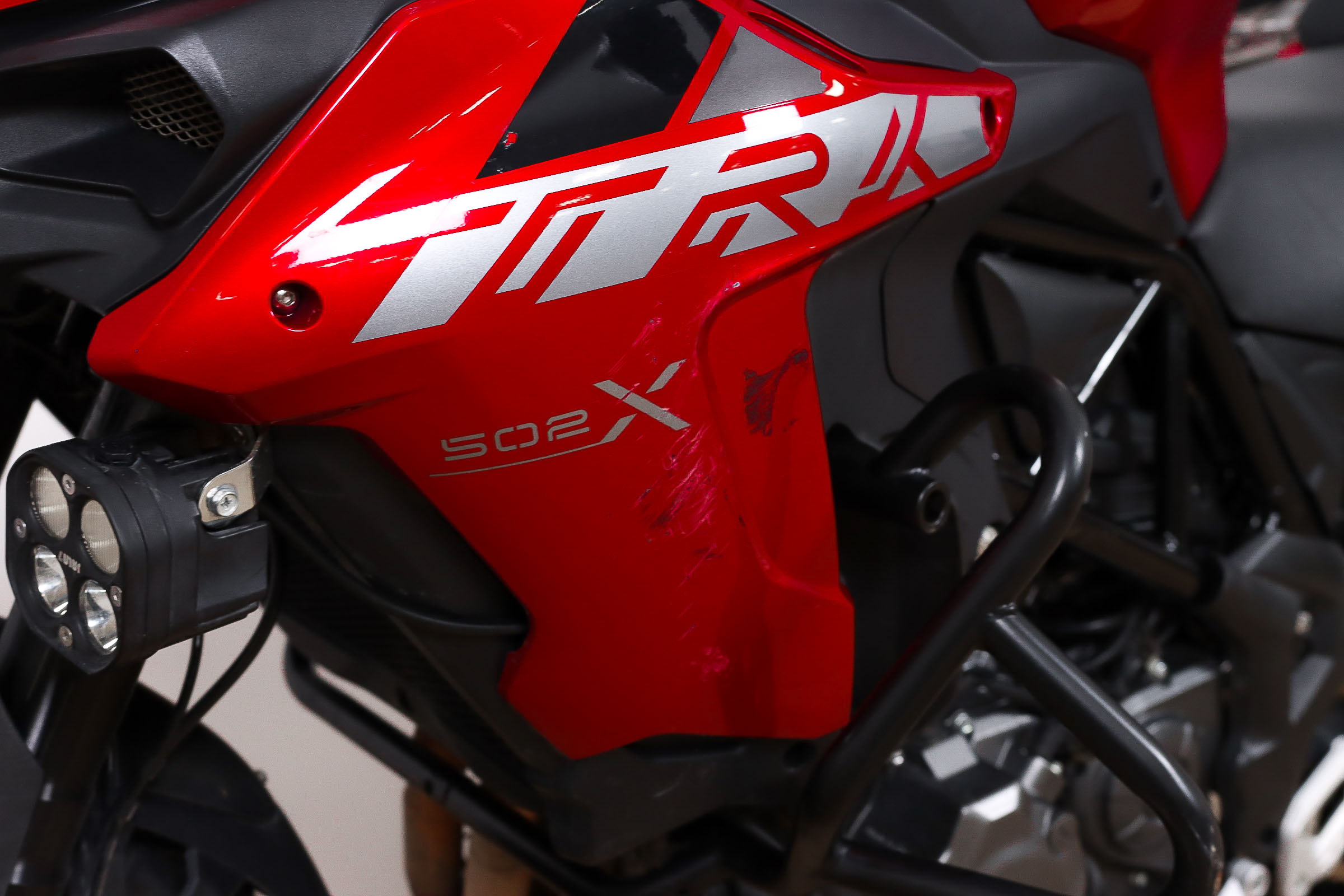 BENELLI TRK 502BENELLI15 BENELLI TRK 502BENELLI15