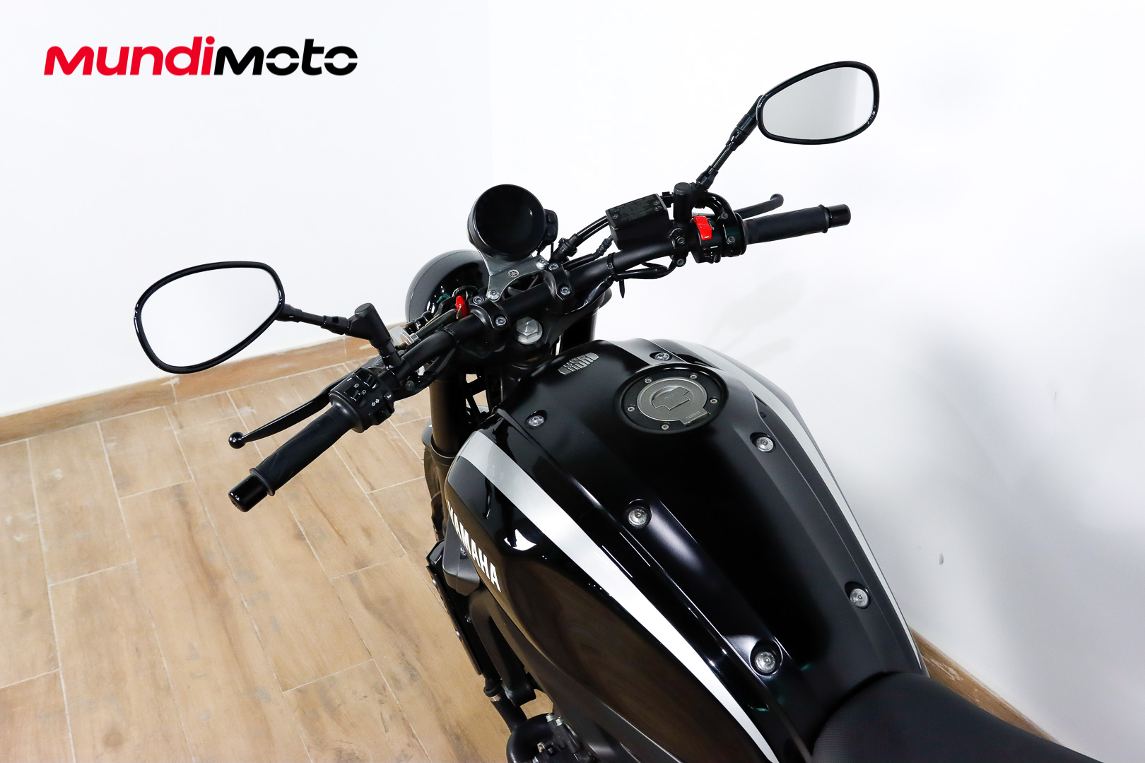 YAMAHA XSR 900 AbarthYAMAHA10 YAMAHA XSR 900 AbarthYAMAHA10