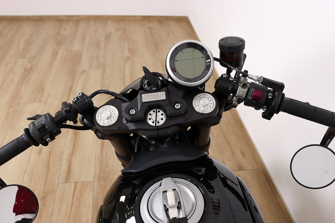 DUCATI Scrambler Café RacerDUCATI10 DUCATI Scrambler Café RacerDUCATI10
