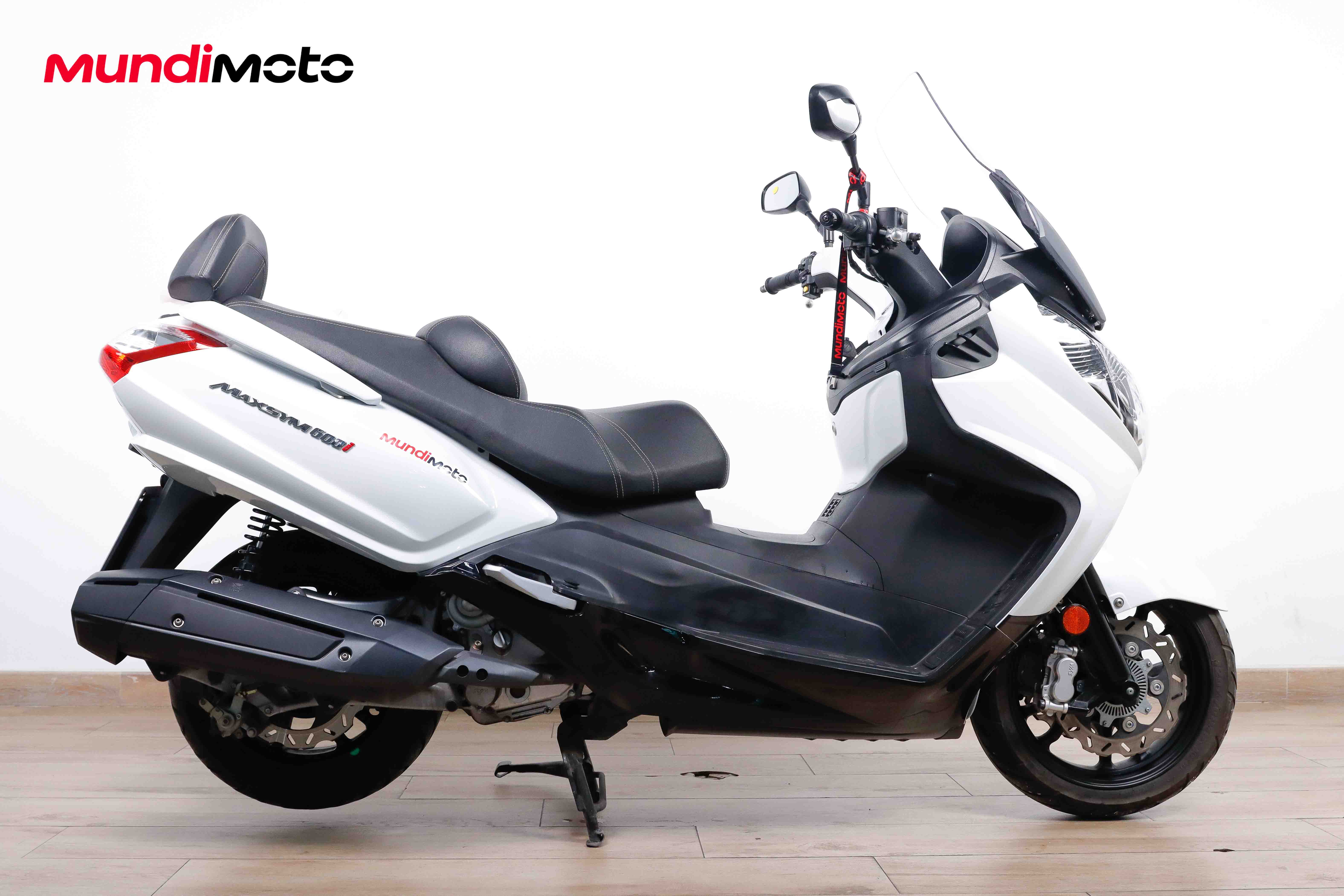 SYM Maxsym 600i ABS promoSYM0 SYM Maxsym 600i ABS promoSYM0