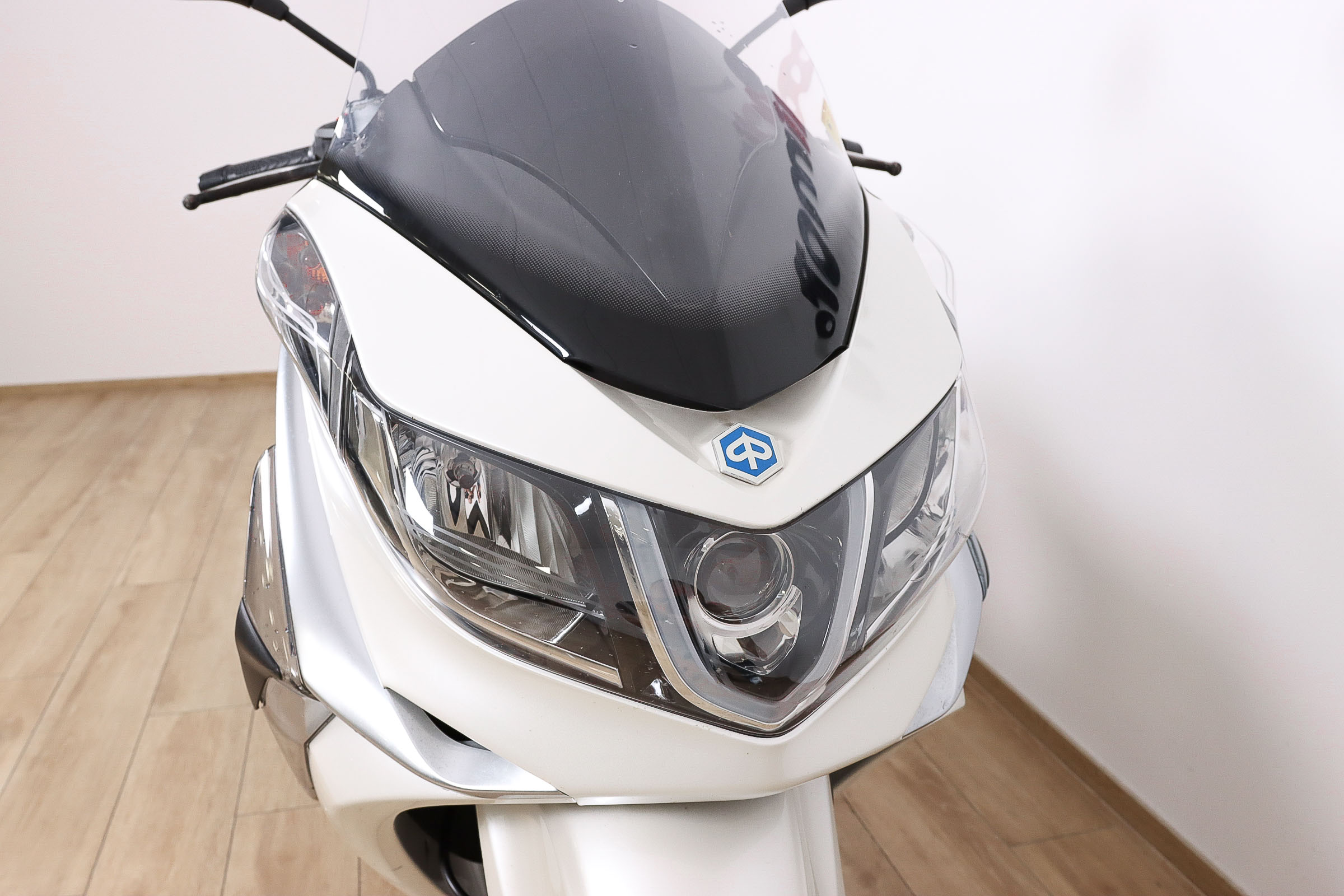 PIAGGIO X10 350 iePIAGGIO3 PIAGGIO X10 350 iePIAGGIO3