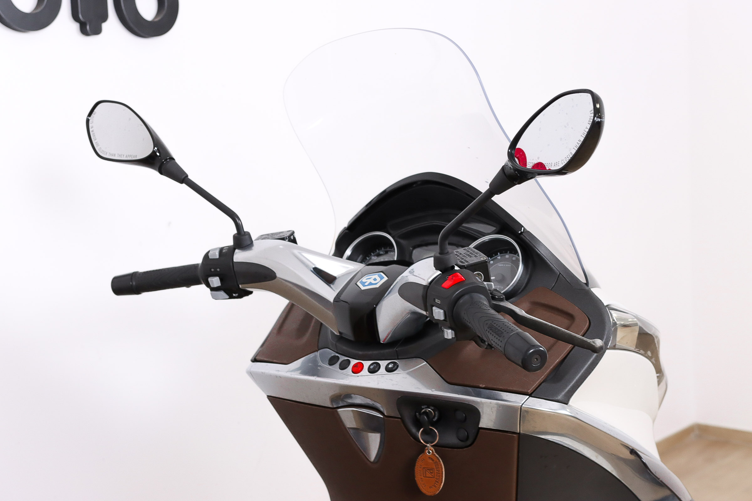PIAGGIO X10 350 iePIAGGIO5 PIAGGIO X10 350 iePIAGGIO5