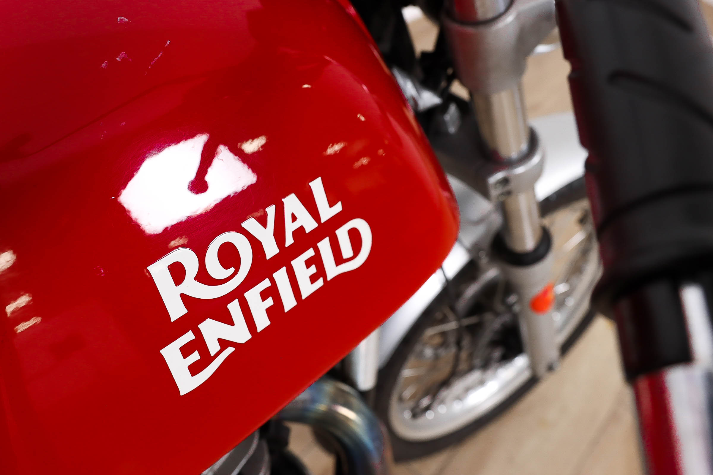 ROYAL ENFIELD Continental GTROYAL ENFIELD4 ROYAL ENFIELD Continental GTROYAL ENFIELD4