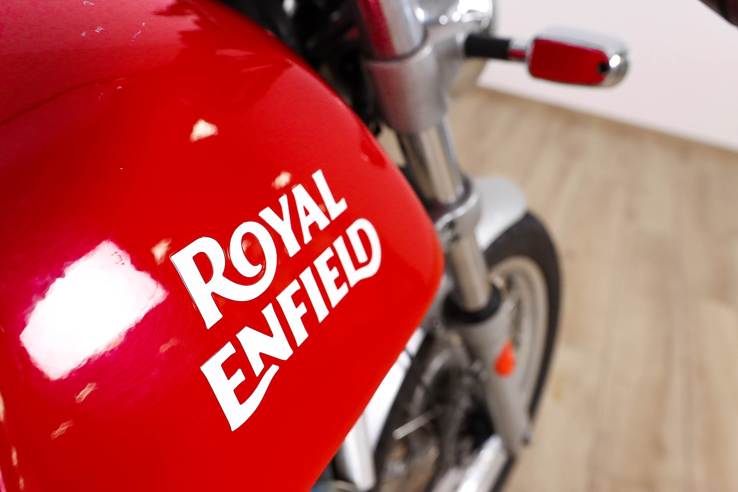 ROYAL ENFIELD Continental GTROYAL ENFIELD5 ROYAL ENFIELD Continental GTROYAL ENFIELD5
