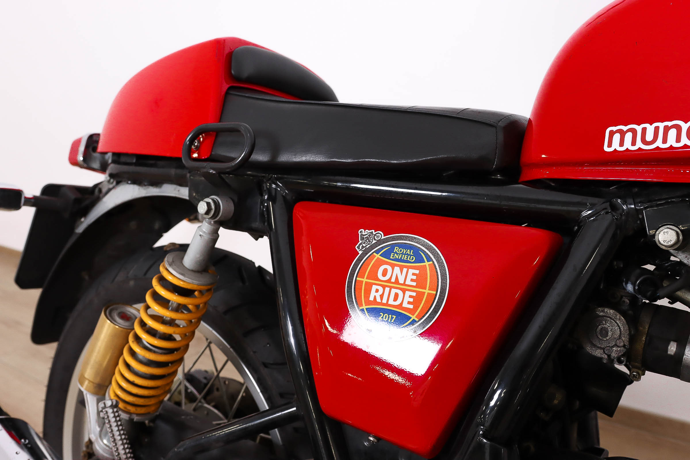 ROYAL ENFIELD Continental GTROYAL ENFIELD8 ROYAL ENFIELD Continental GTROYAL ENFIELD8