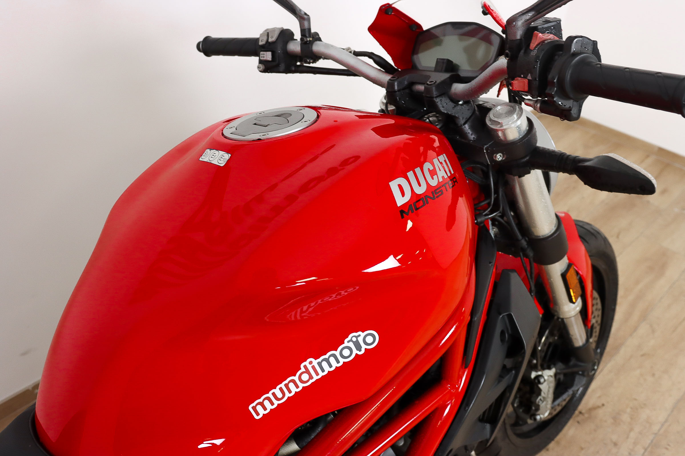 DUCATI Monster 797DUCATI4 DUCATI Monster 797DUCATI4