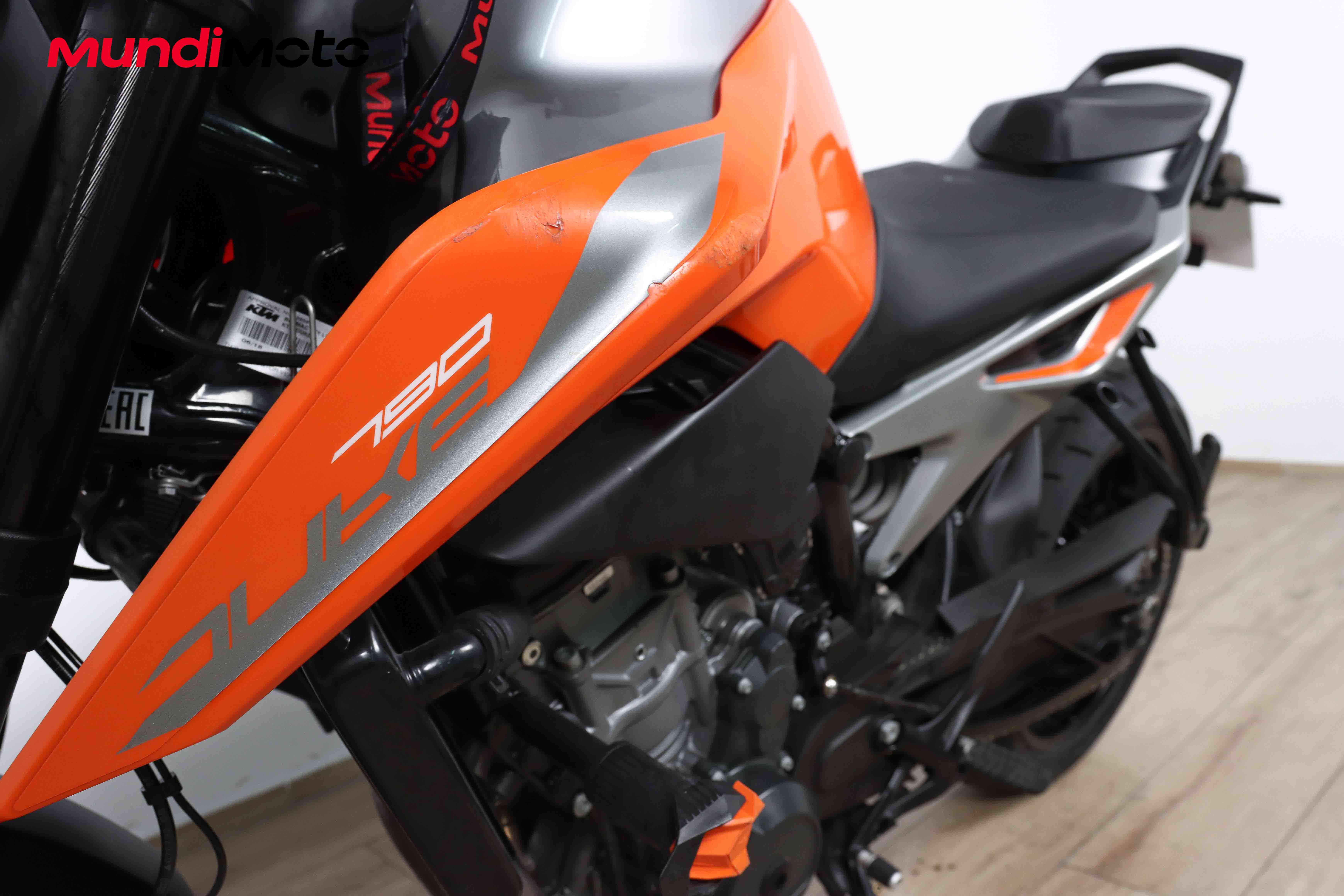 KTM 790 DukeKTM10 KTM 790 DukeKTM10