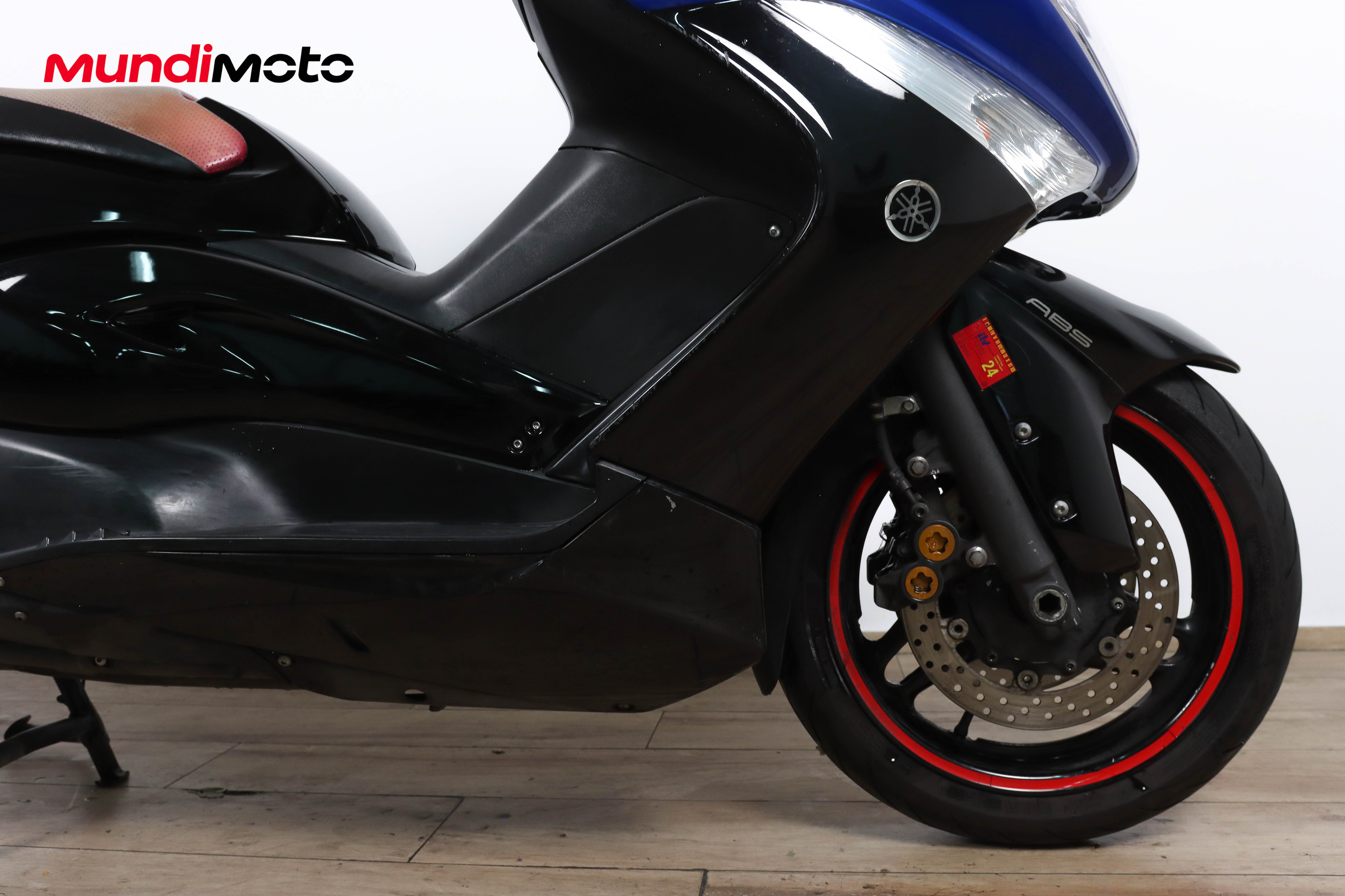 YAMAHA T-Max 500YAMAHA4 YAMAHA T-Max 500YAMAHA4