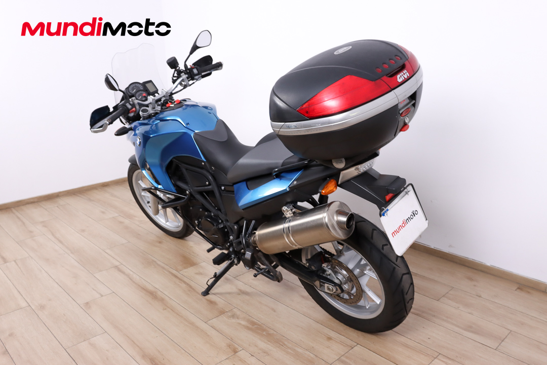 BMW F 650 GSBMW8 BMW F 650 GSBMW8