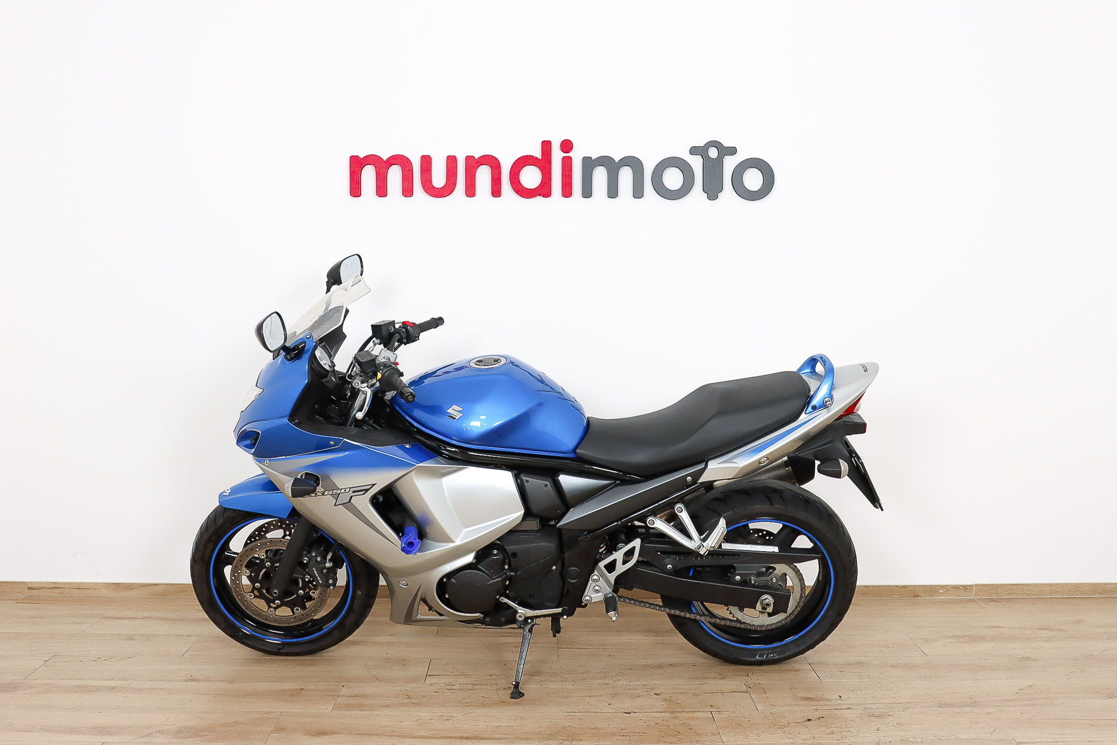 SUZUKI GSX 650 FSUZUKI7 SUZUKI GSX 650 FSUZUKI7