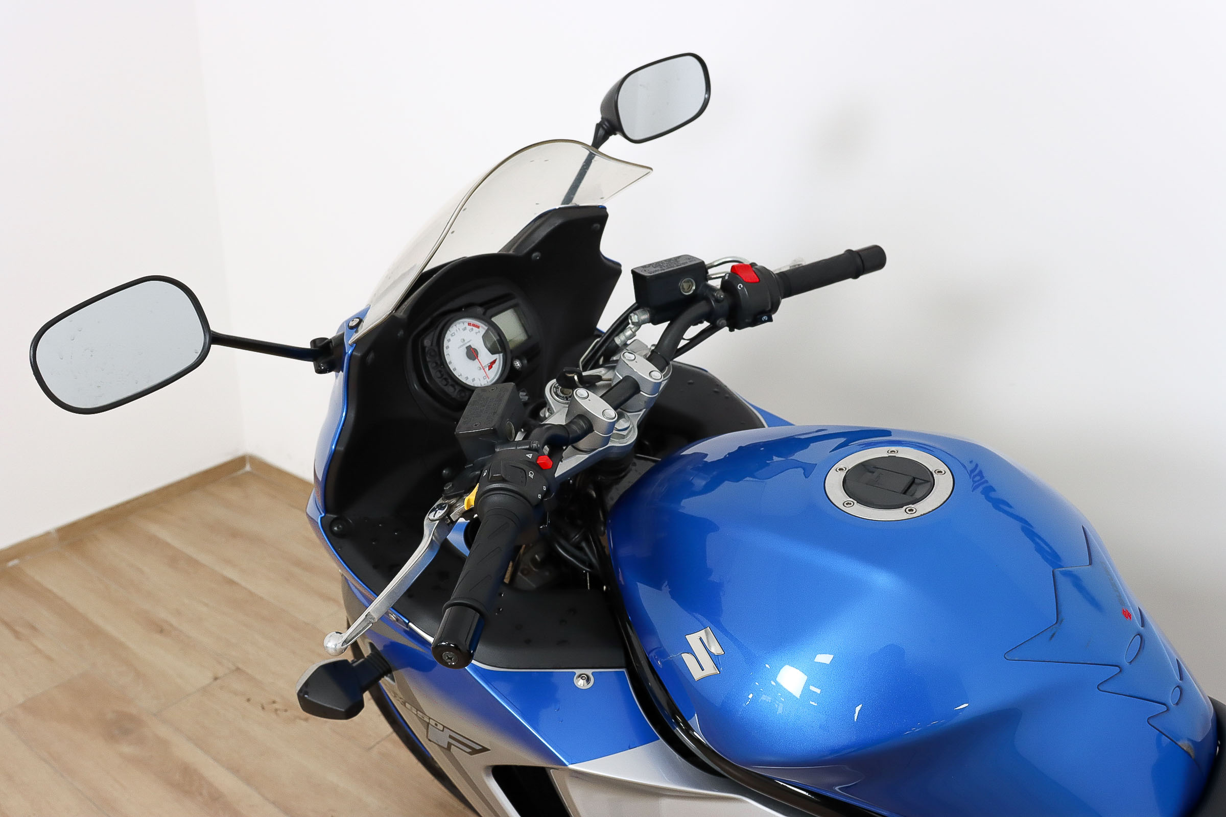 SUZUKI GSX 650 FSUZUKI11 SUZUKI GSX 650 FSUZUKI11