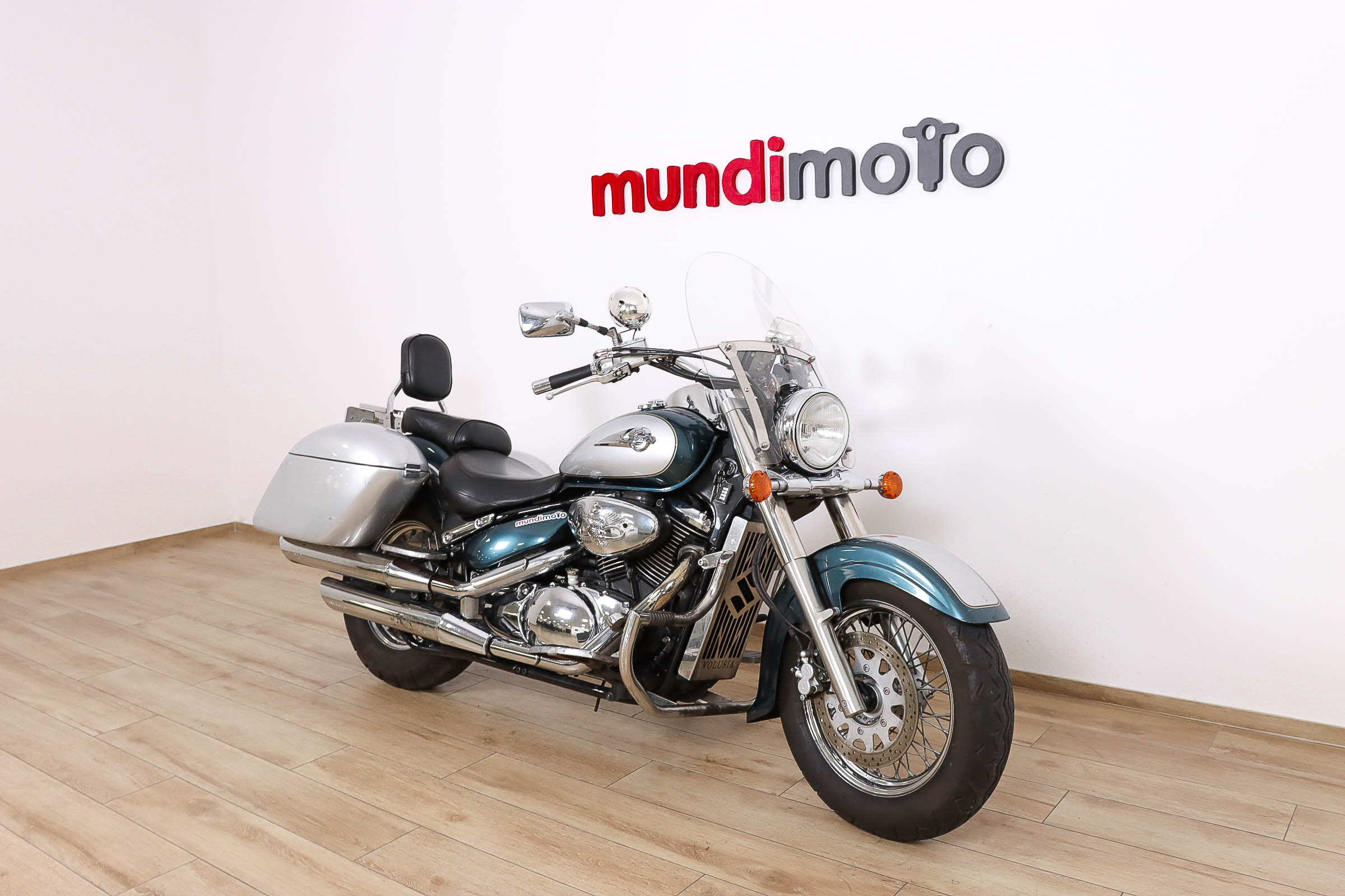 SUZUKI VL 800 Intruder VolusiaSUZUKI2 SUZUKI VL 800 Intruder VolusiaSUZUKI2