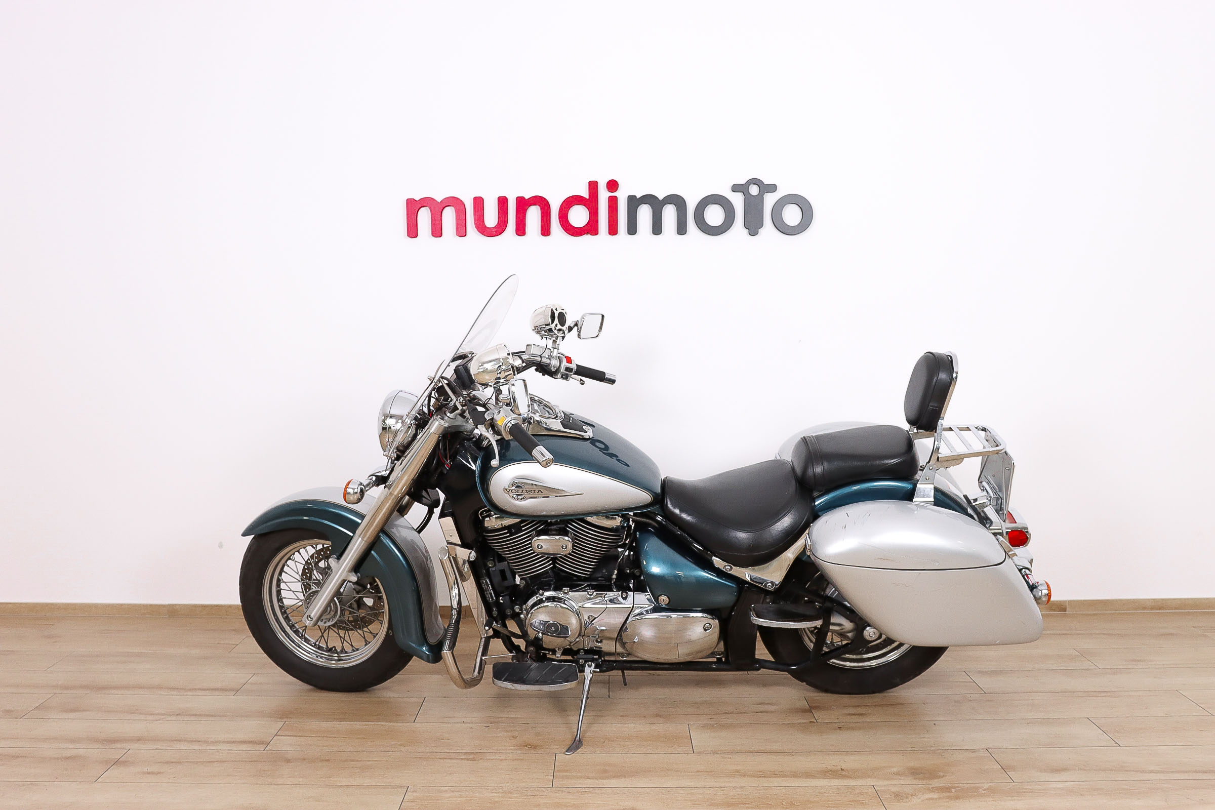 SUZUKI VL 800 Intruder VolusiaSUZUKI8 SUZUKI VL 800 Intruder VolusiaSUZUKI8