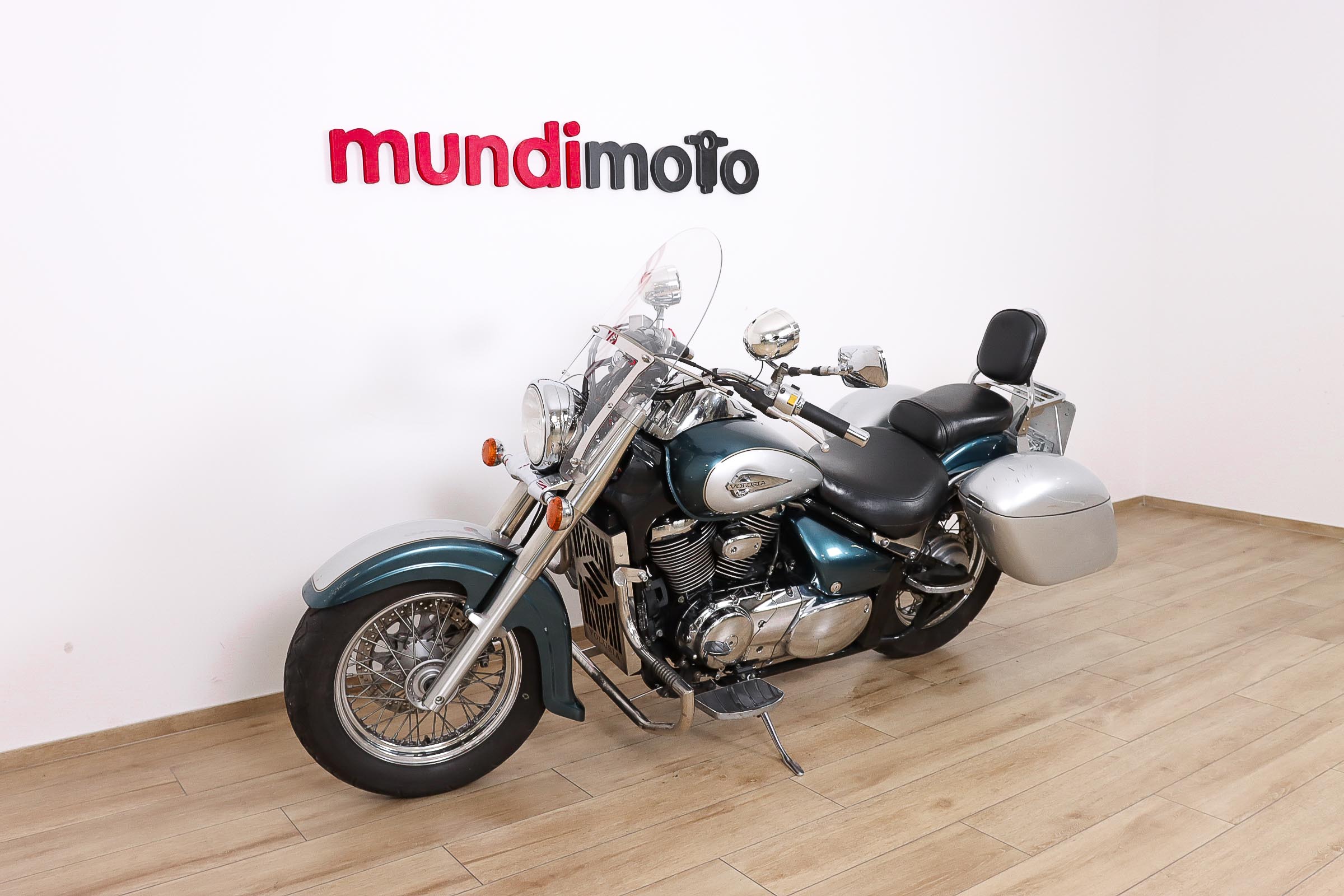 SUZUKI VL 800 Intruder VolusiaSUZUKI10 SUZUKI VL 800 Intruder VolusiaSUZUKI10