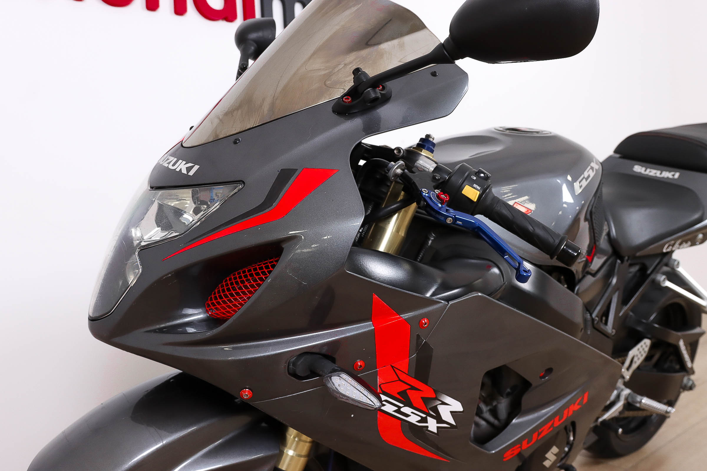 SUZUKI GSX R750SUZUKI13 SUZUKI GSX R750SUZUKI13