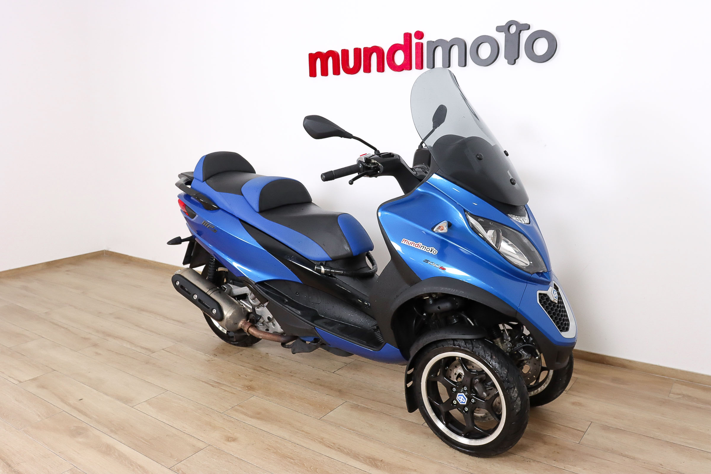 PIAGGIO MP3 500 SportPIAGGIO3 PIAGGIO MP3 500 SportPIAGGIO3