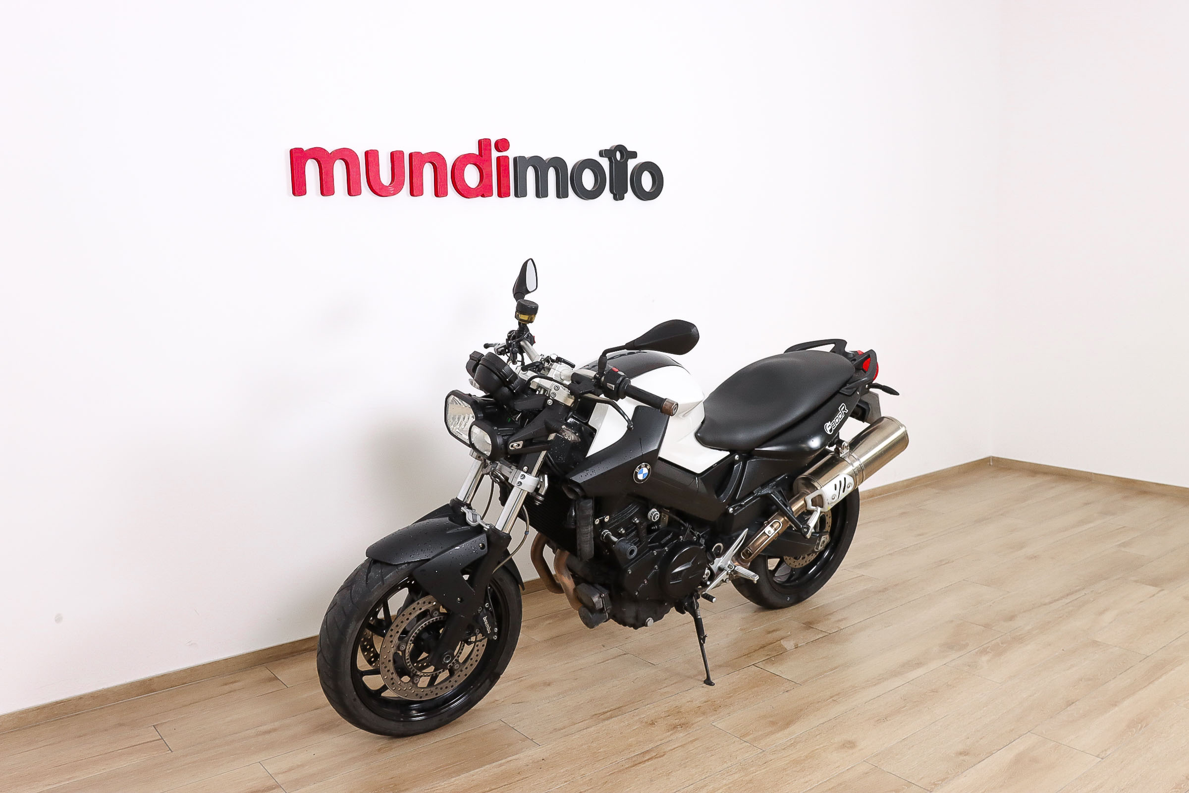BMW F 800 RBMW8 BMW F 800 RBMW8