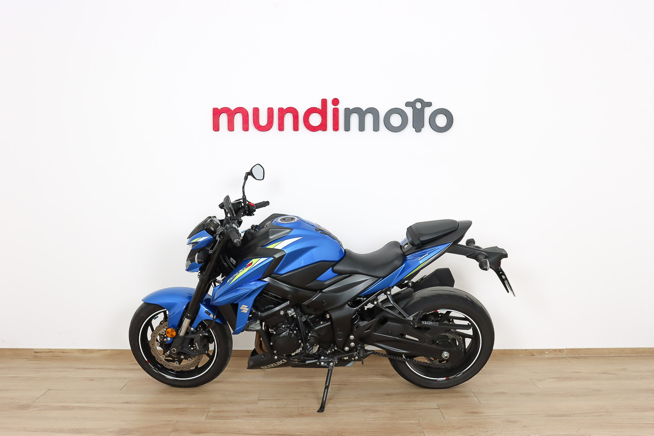 SUZUKI GSX-S 750SUZUKI8 SUZUKI GSX-S 750SUZUKI8