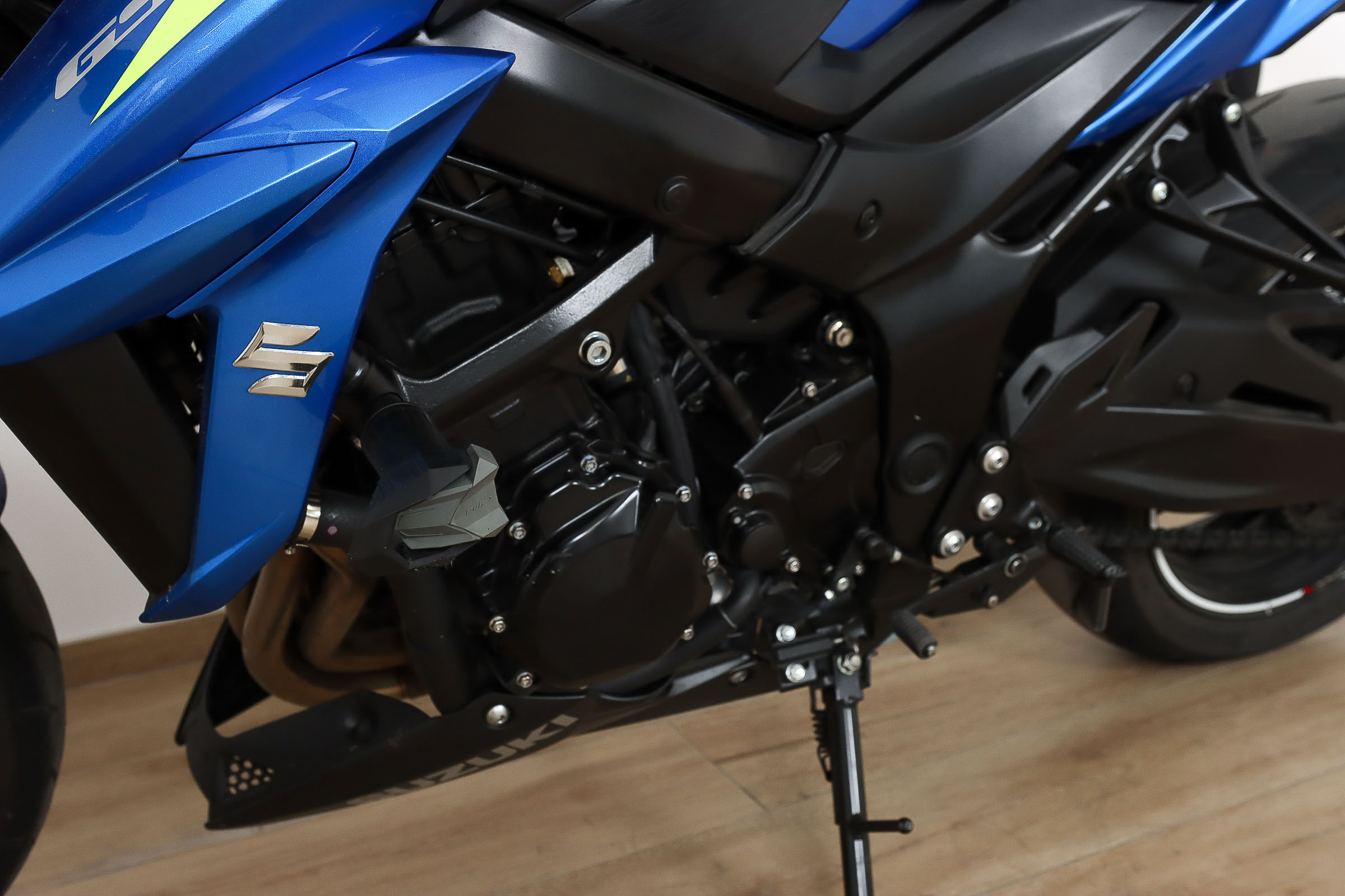 SUZUKI GSX-S 750SUZUKI14 SUZUKI GSX-S 750SUZUKI14
