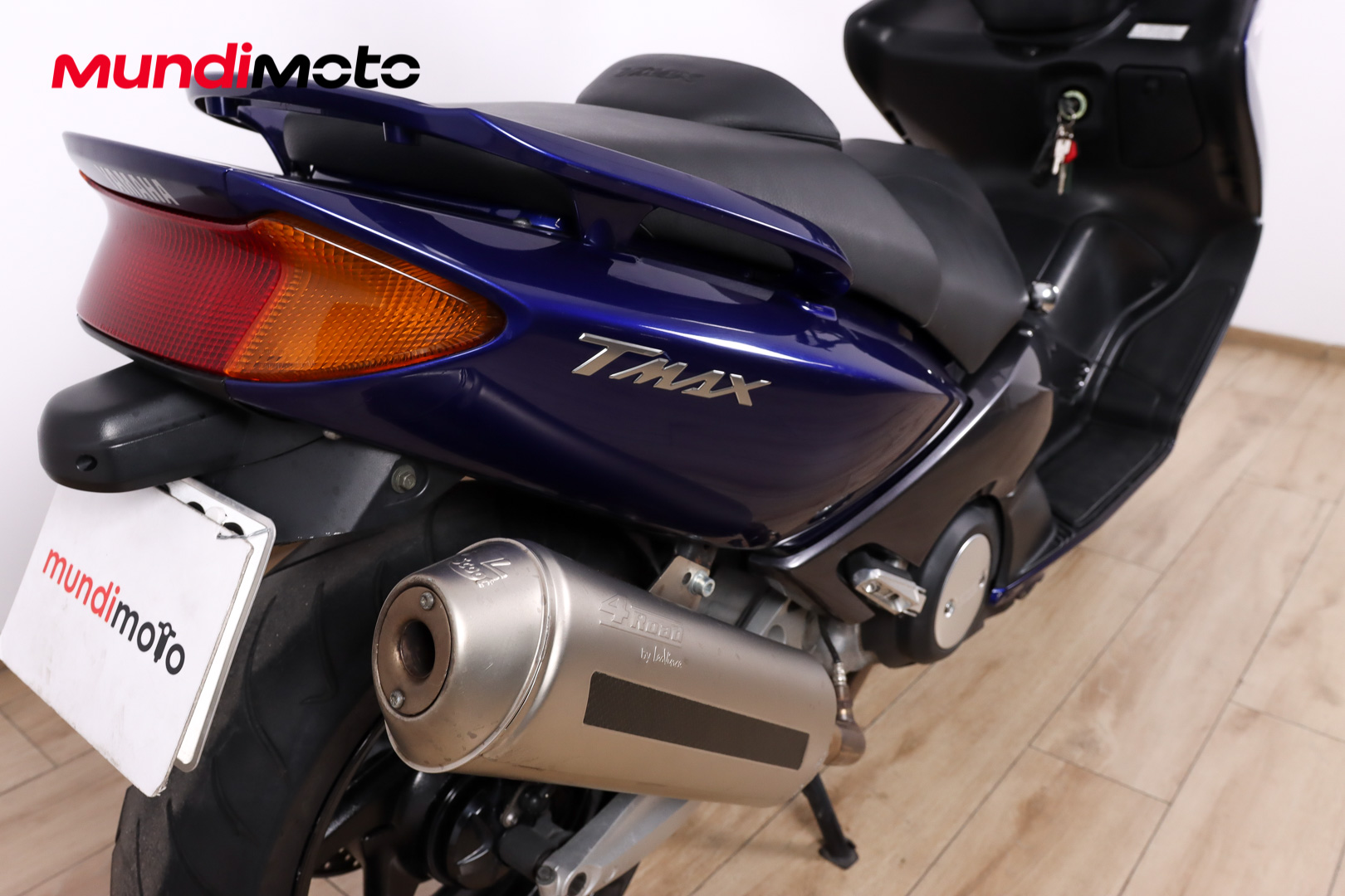YAMAHA XP 500 T-MaxYAMAHA4 YAMAHA XP 500 T-MaxYAMAHA4