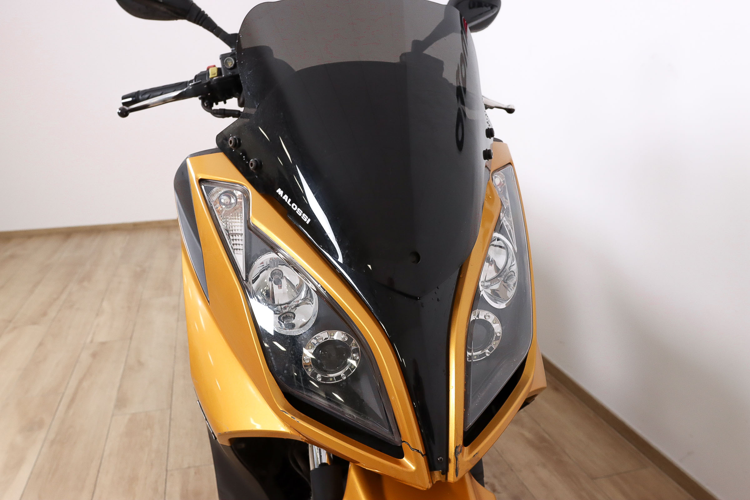 KYMCO Super Dink 125i ABSKYMCO4 KYMCO Super Dink 125i ABSKYMCO4
