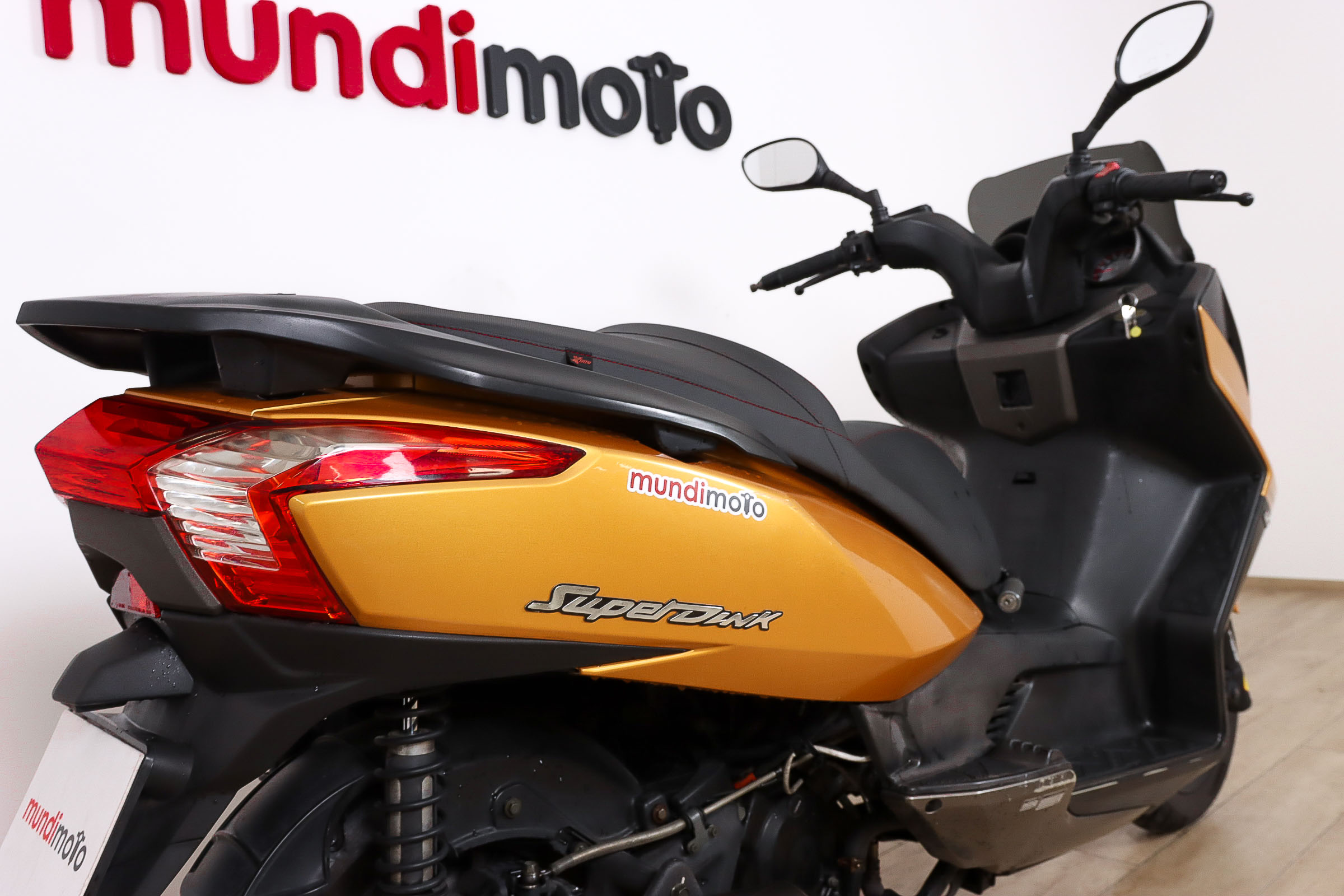 KYMCO Super Dink 125i ABSKYMCO6 KYMCO Super Dink 125i ABSKYMCO6